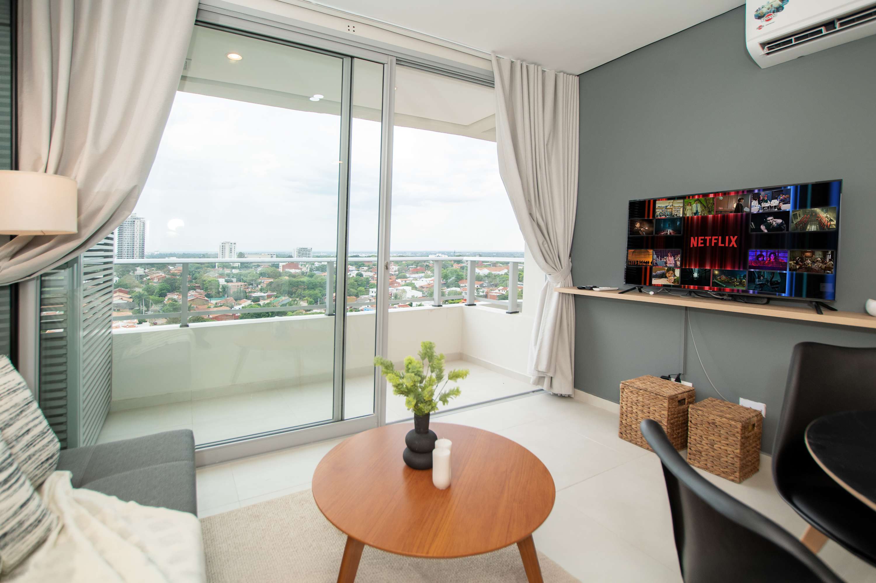 Modern 1BR Mburucuya – Rooftop Pool & Parking