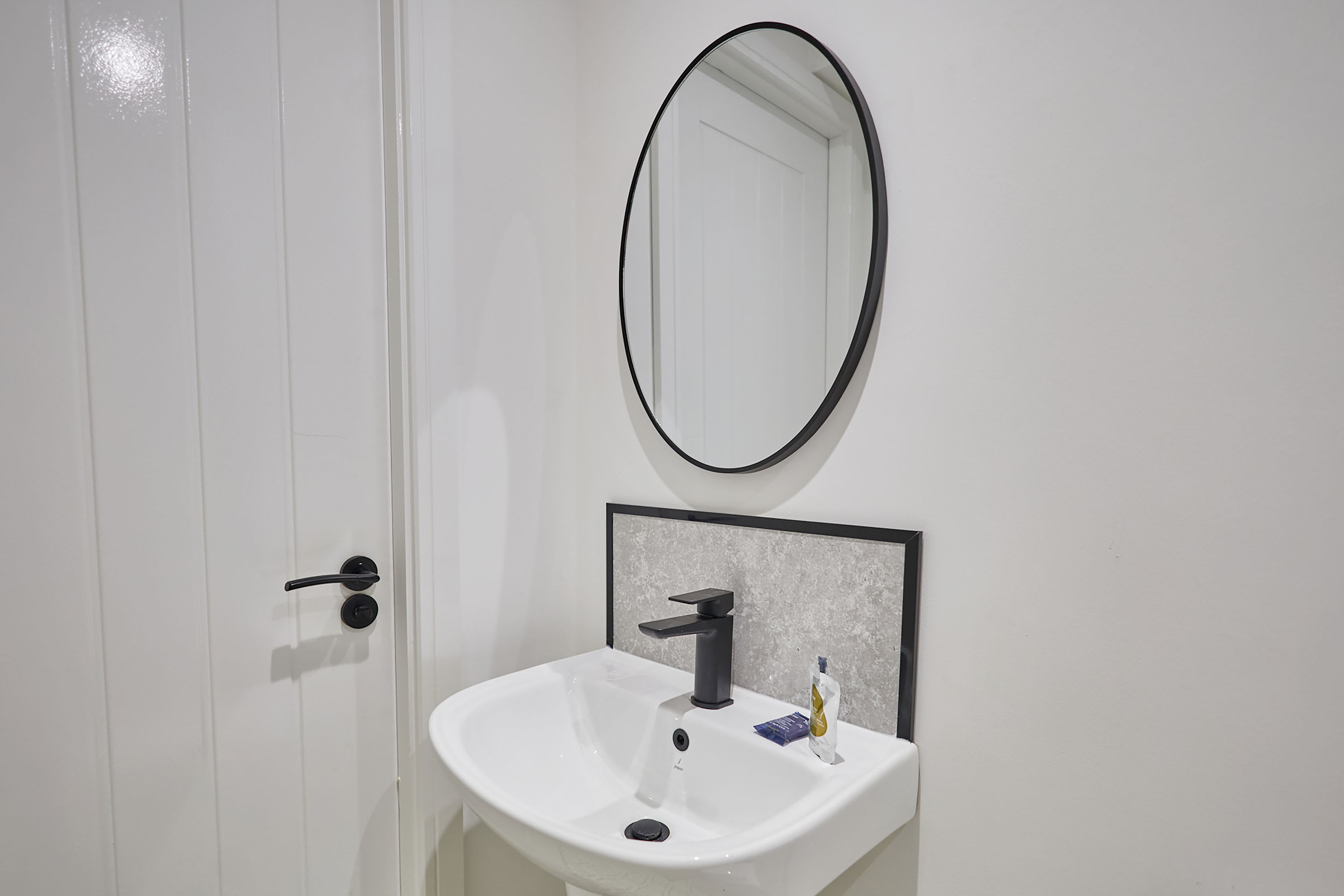 The Enterprise Suite – photo 17