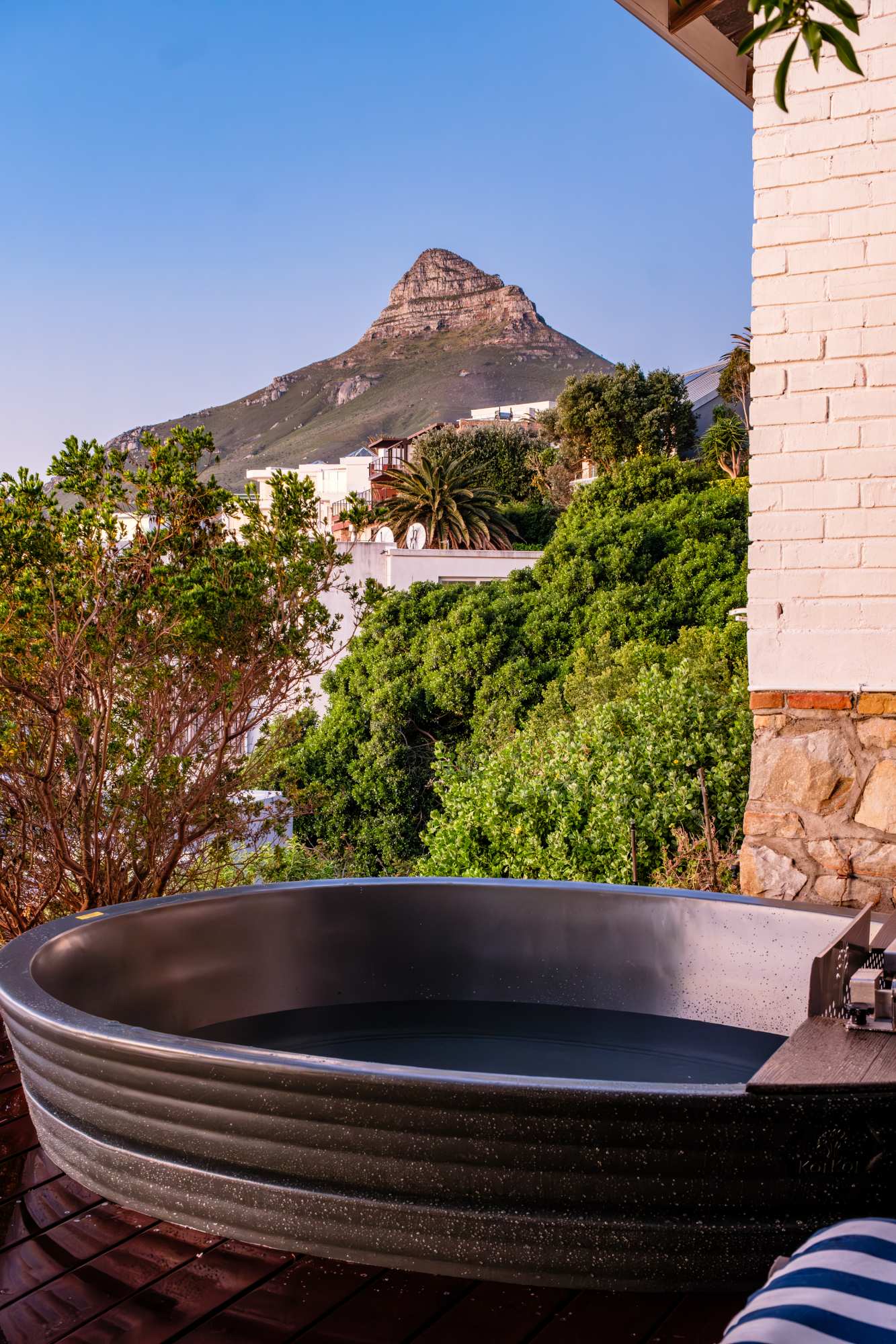 Luxurious Camps Bay Retreat w Sea Views Rock Residence 5