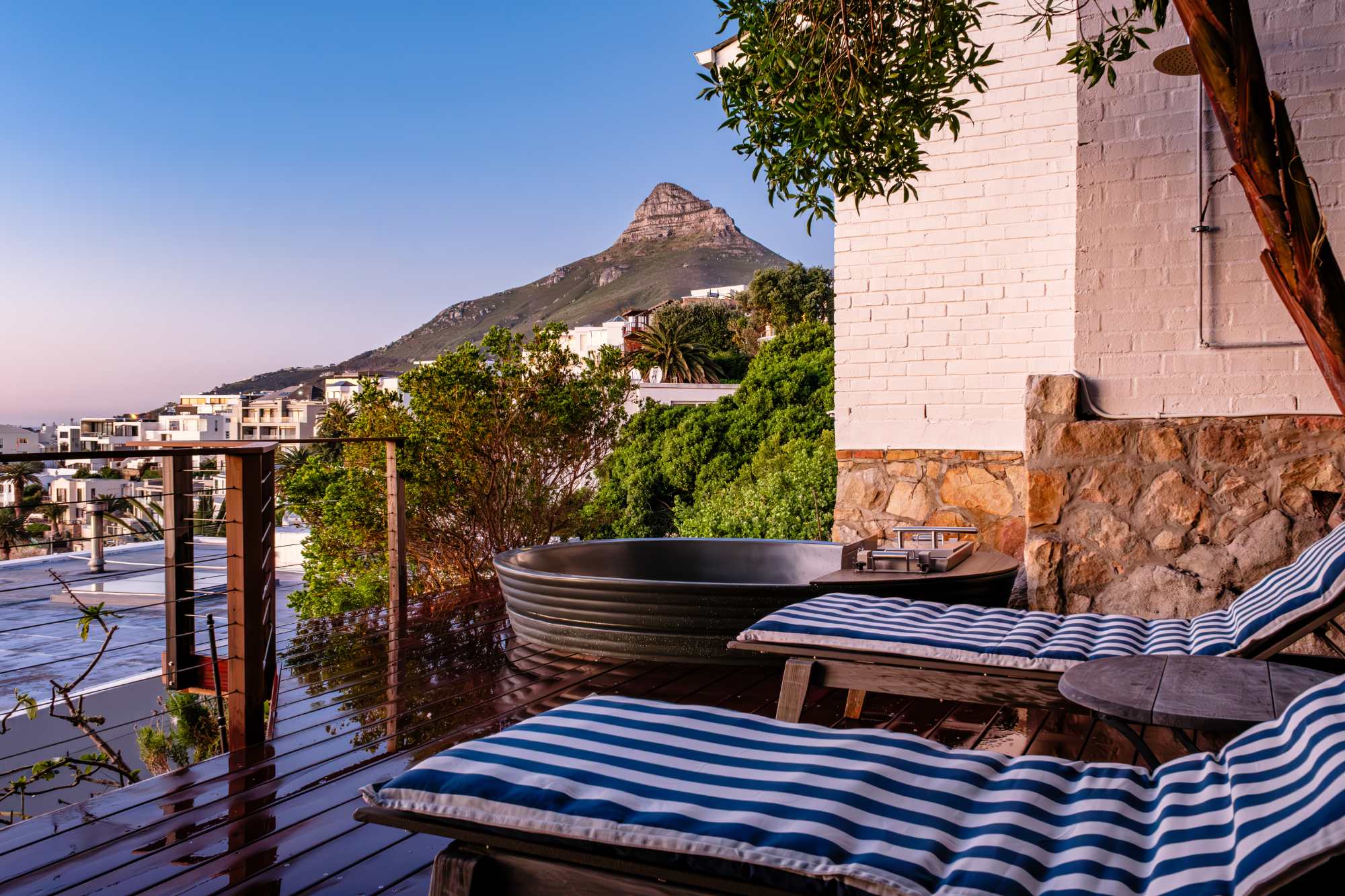 Similar Property Luxurious Camps Bay Retreat w Sea Views Rock Residence