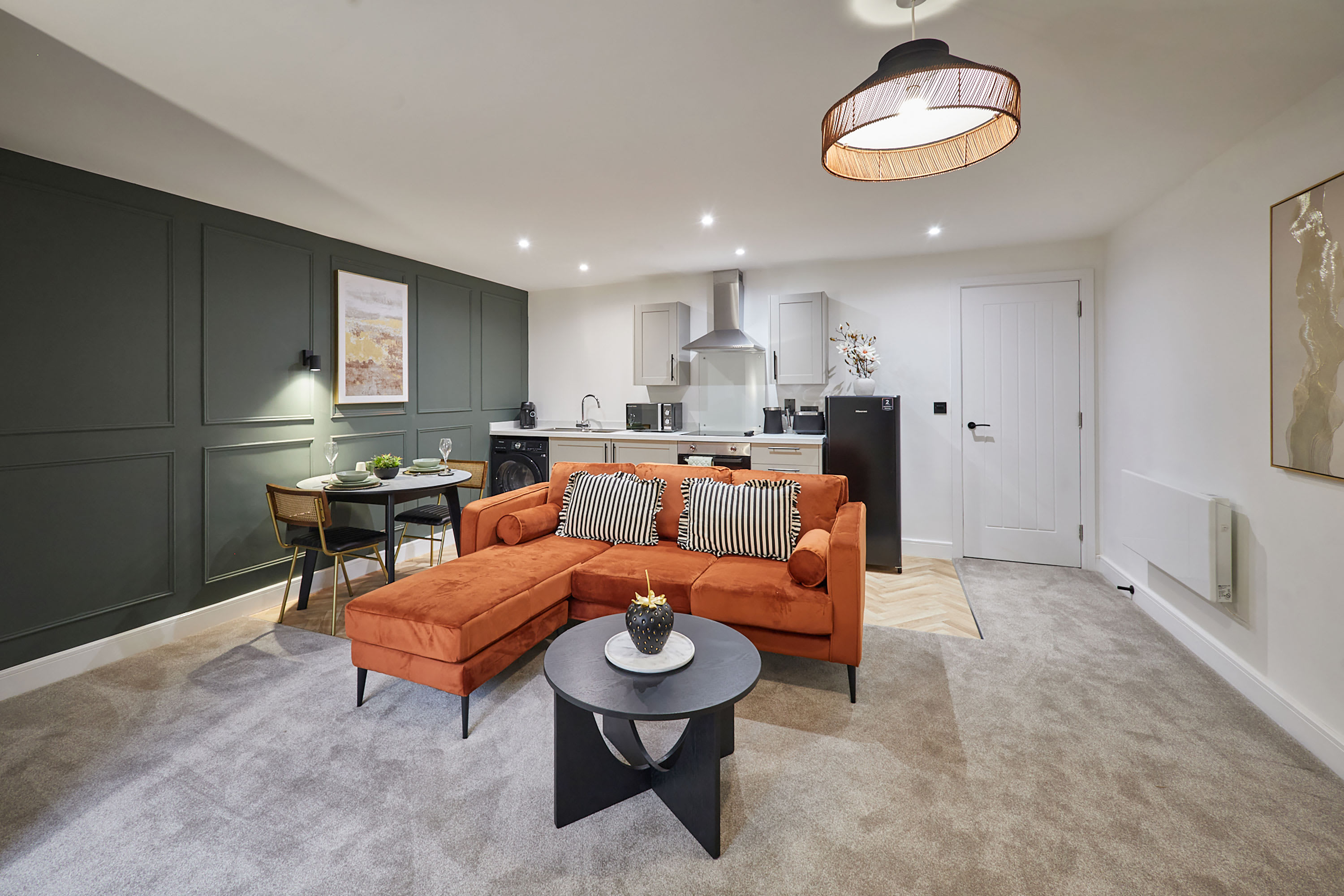 The Executive Suite – photo 2