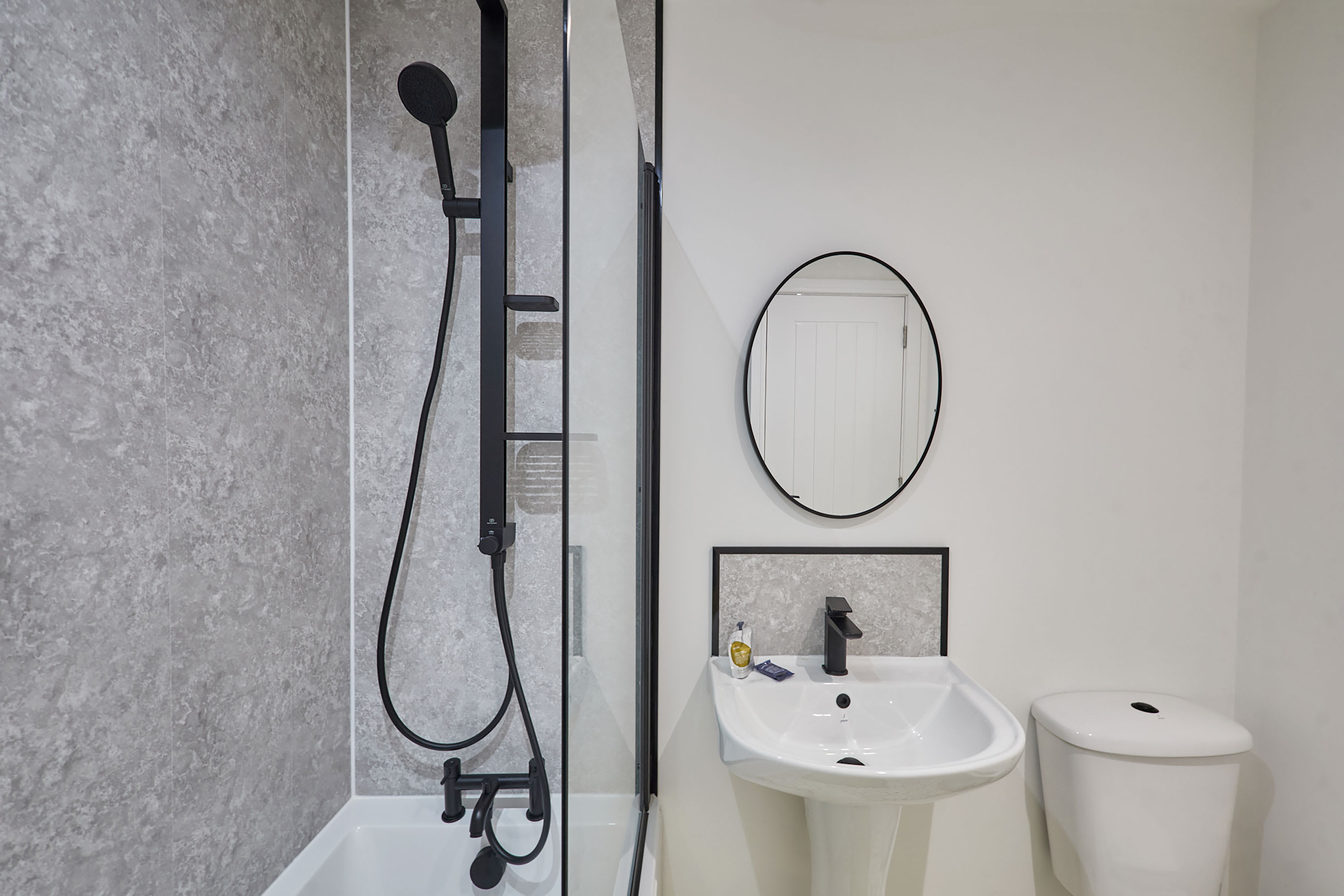 The Executive Suite – photo 17
