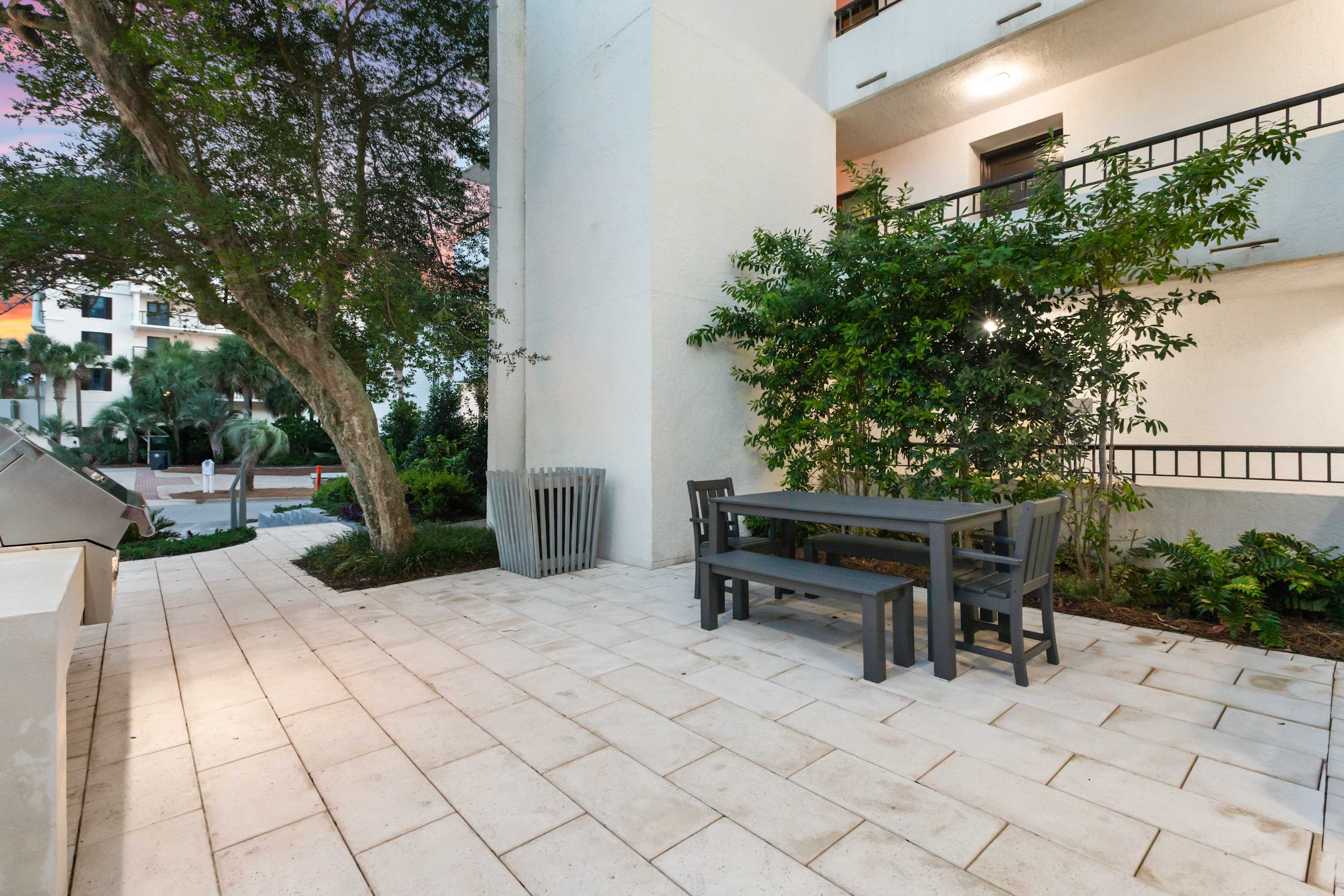 One Seagrove Place 1503 70