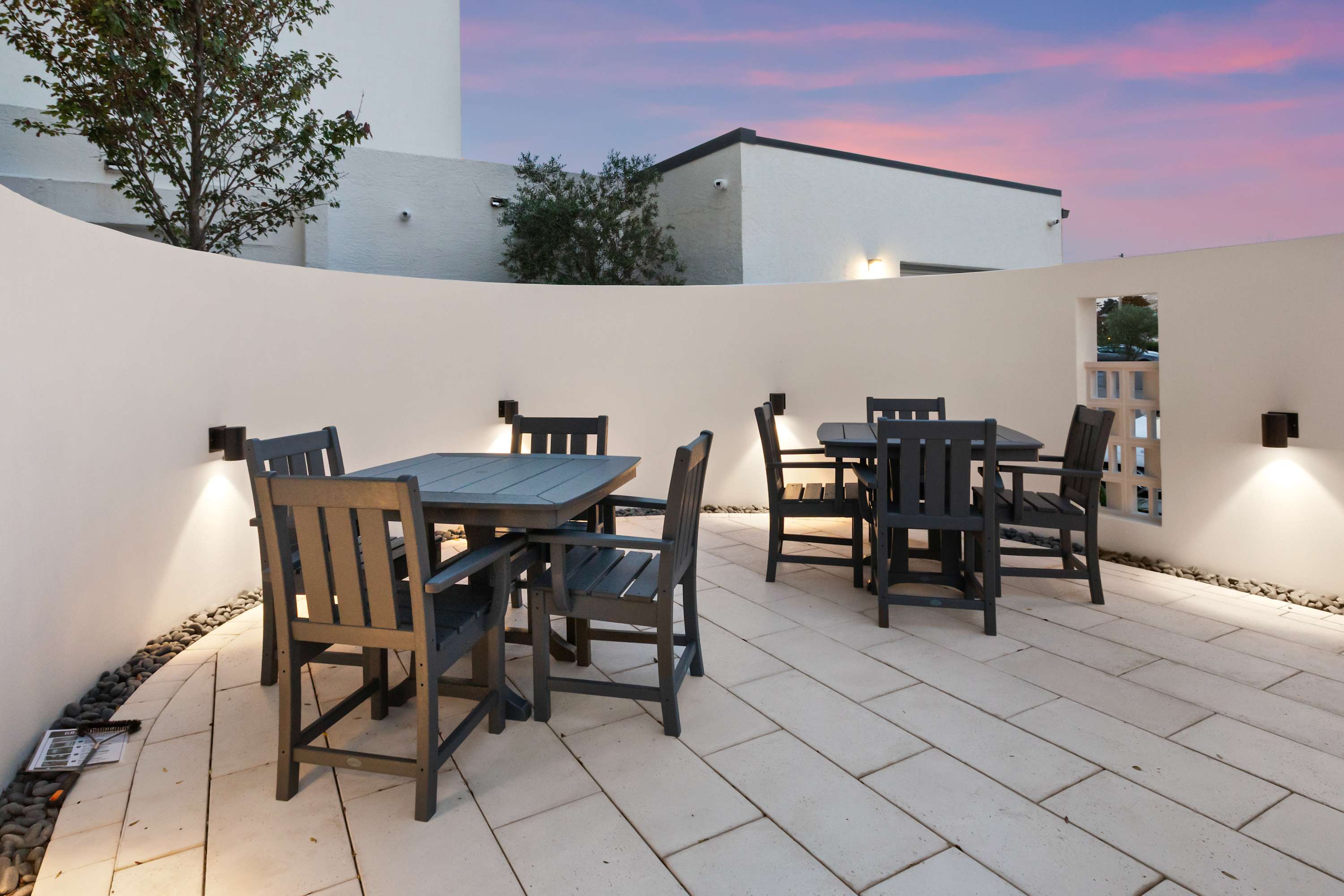 One Seagrove Place 1507 62