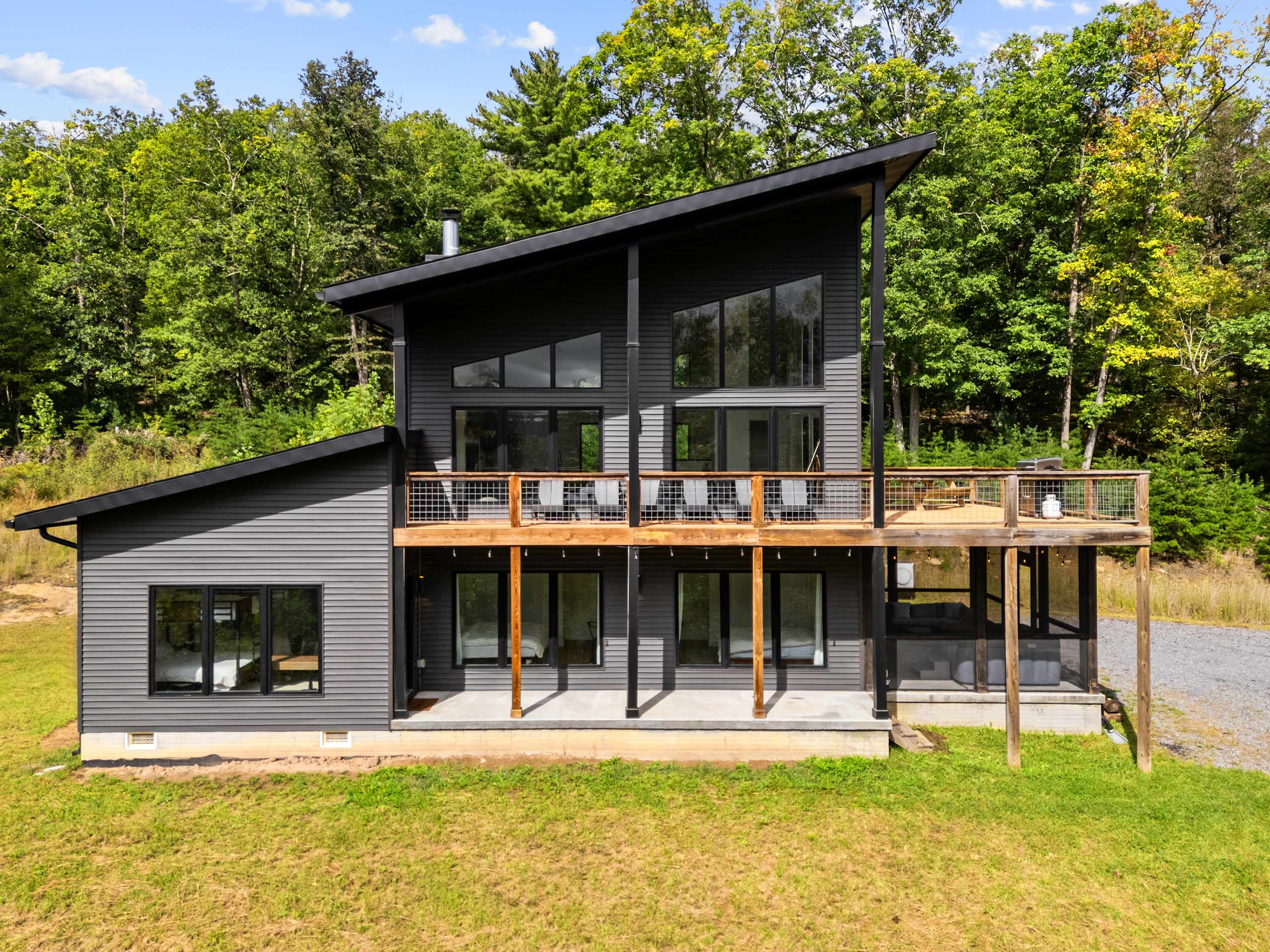 Mountain Getaway w/ Hot Tub & Wood-Burning Fire