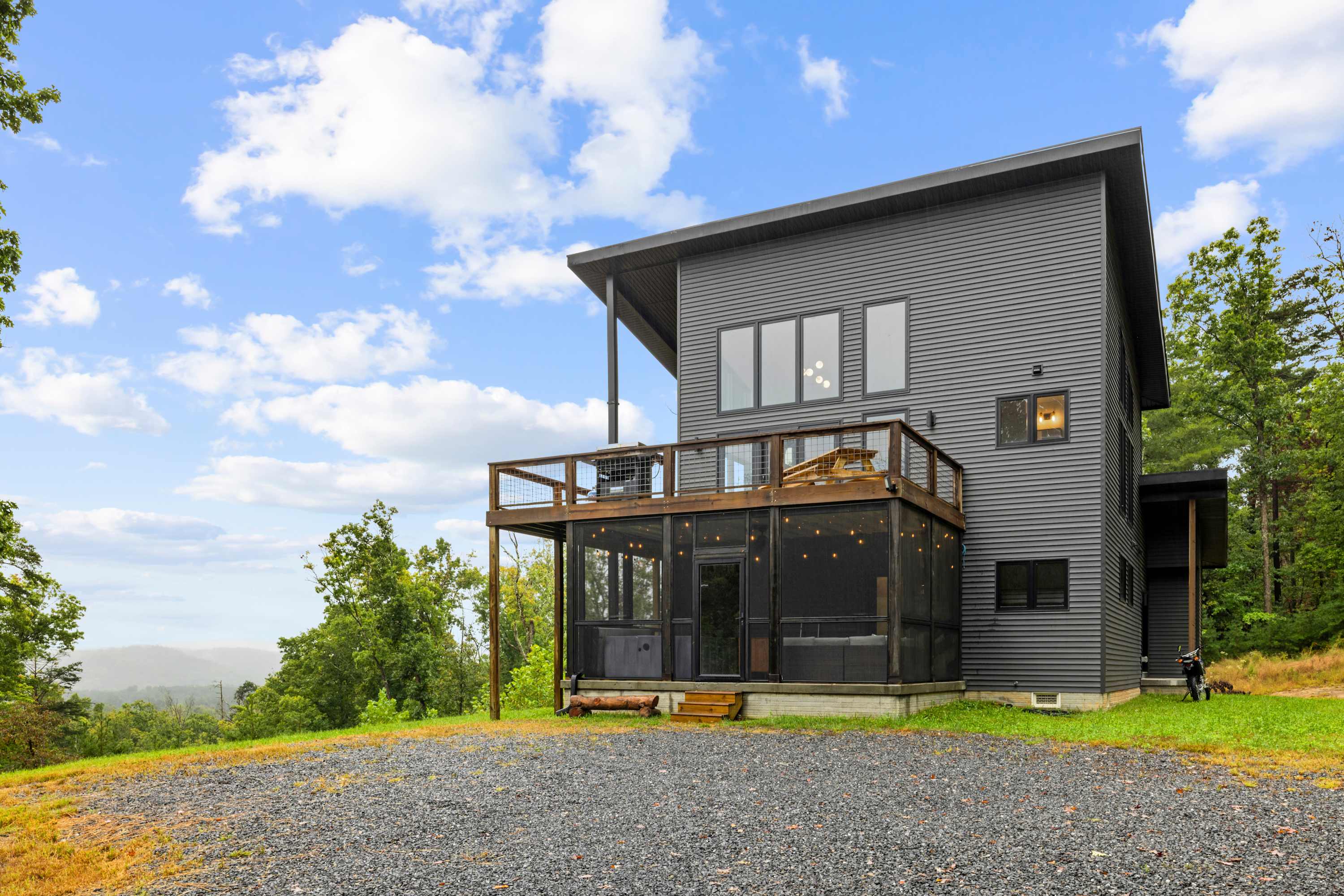 Mountain Getaway w/ Hot Tub & Wood-Burning Fire