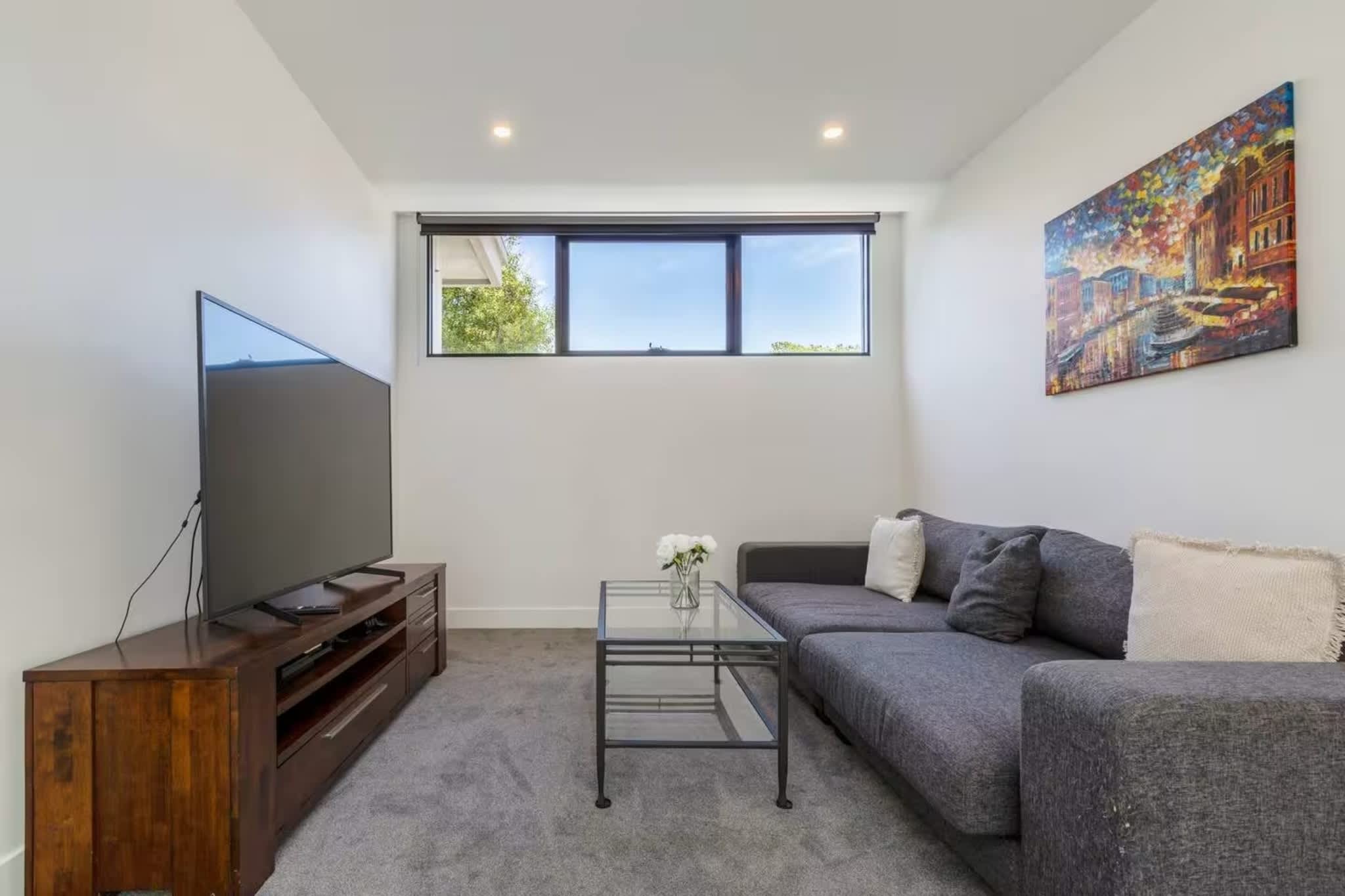 Stunning 4-bedroom House in quiet Malvern East — Malvern East, Victoria — vacation rental