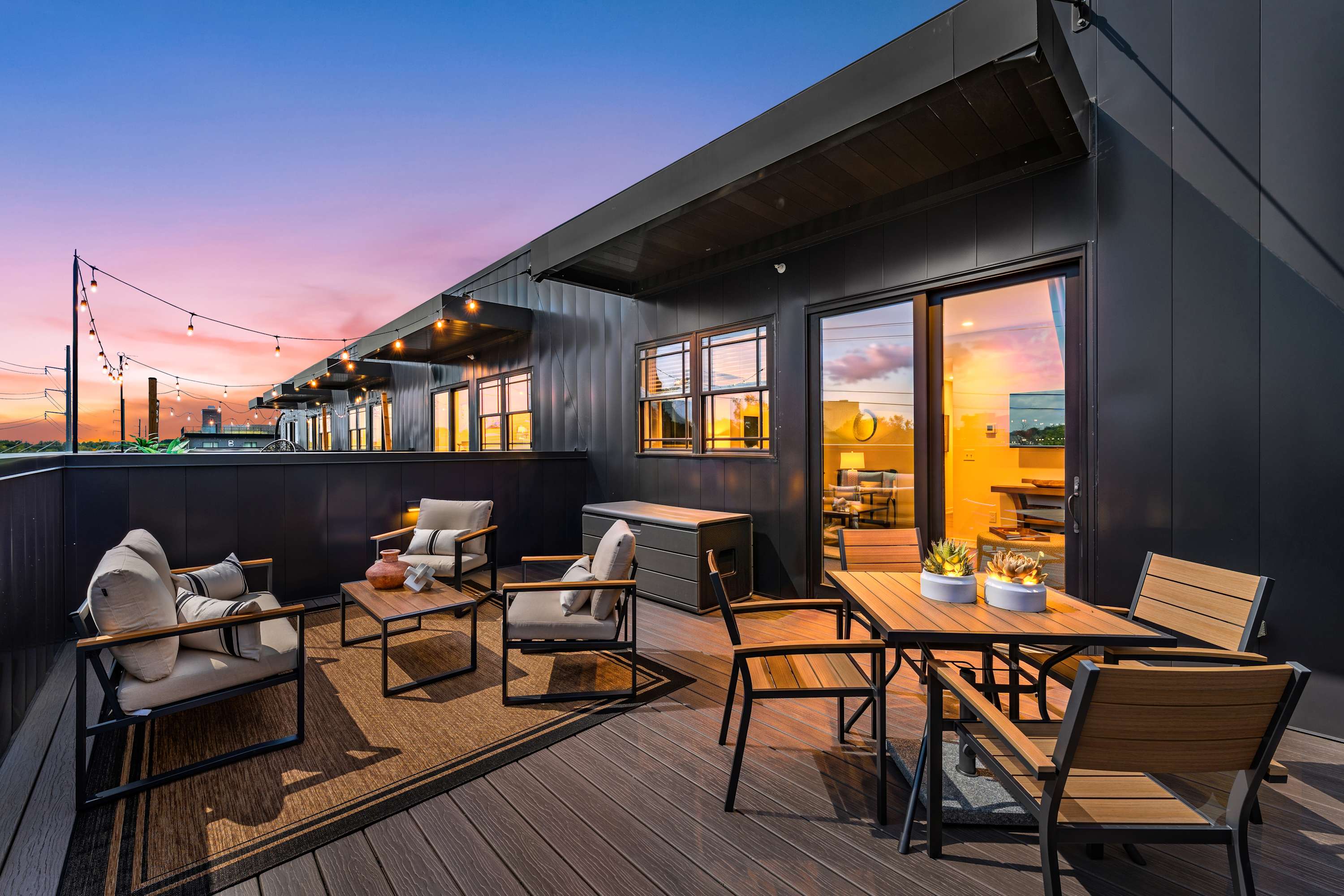 Modern Condo-5 Min to Broadway -Walk to Coffee
