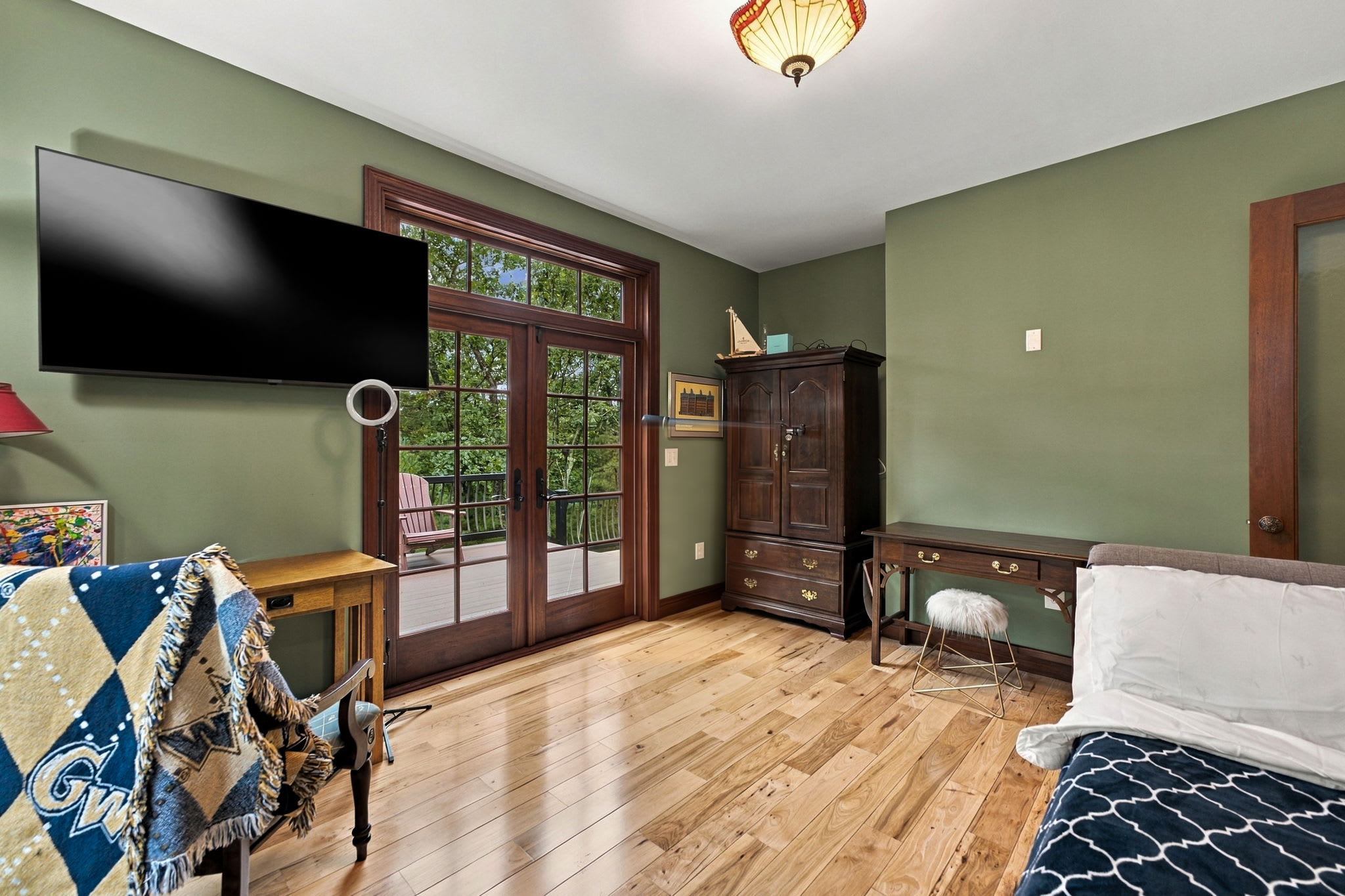 Mountain Lodge w/Theater, Gym, Music Room + Piano