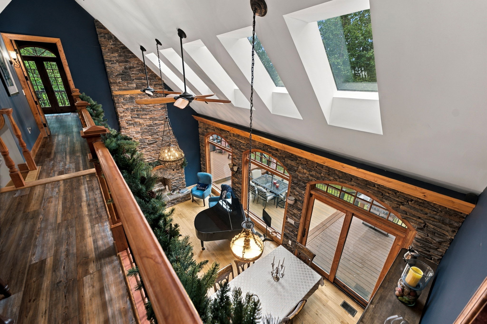 Mountain Lodge w/Theater, Gym, Music Room + Piano