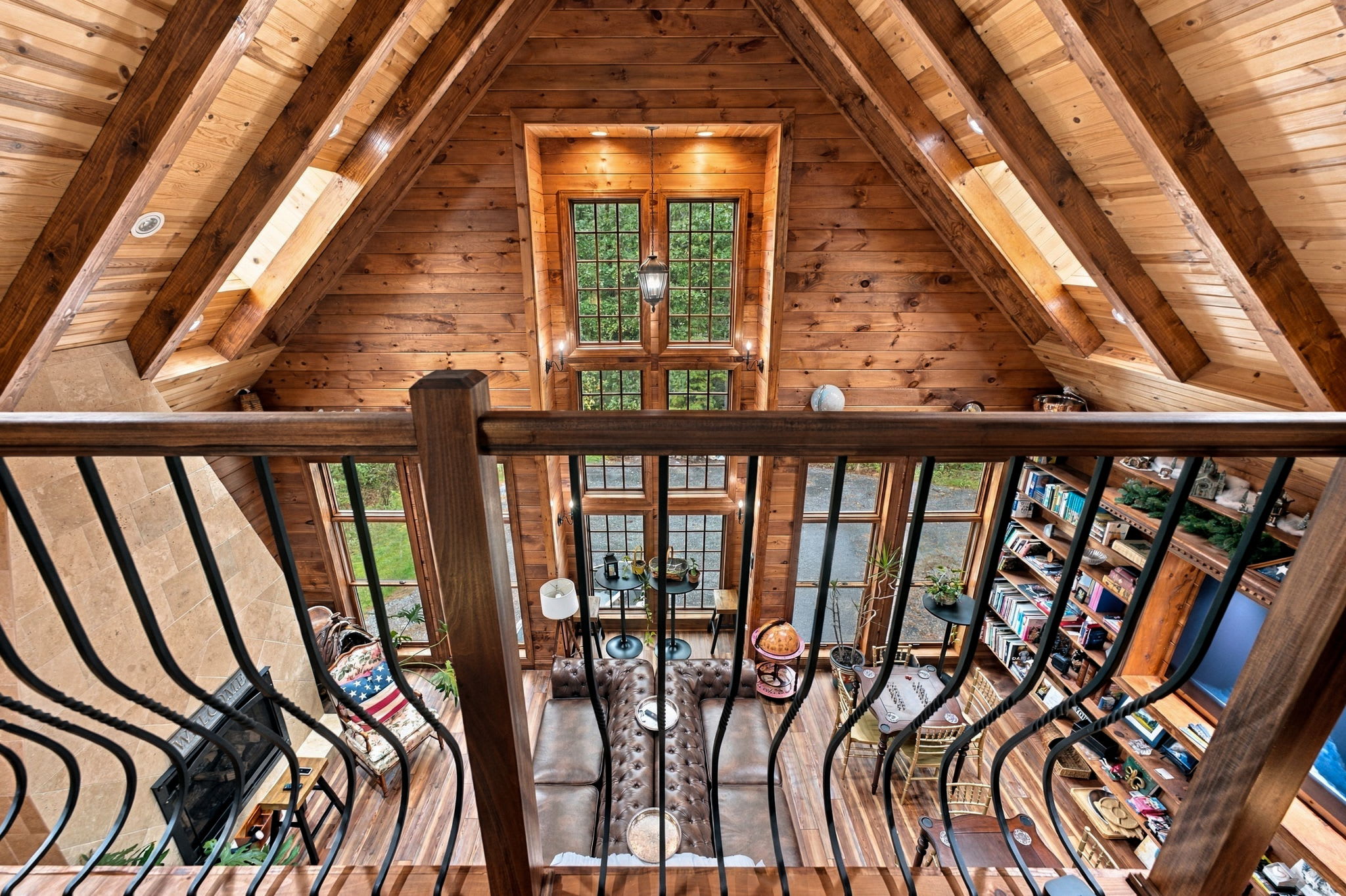 Mountain Lodge w/Theater, Gym, Music Room + Piano