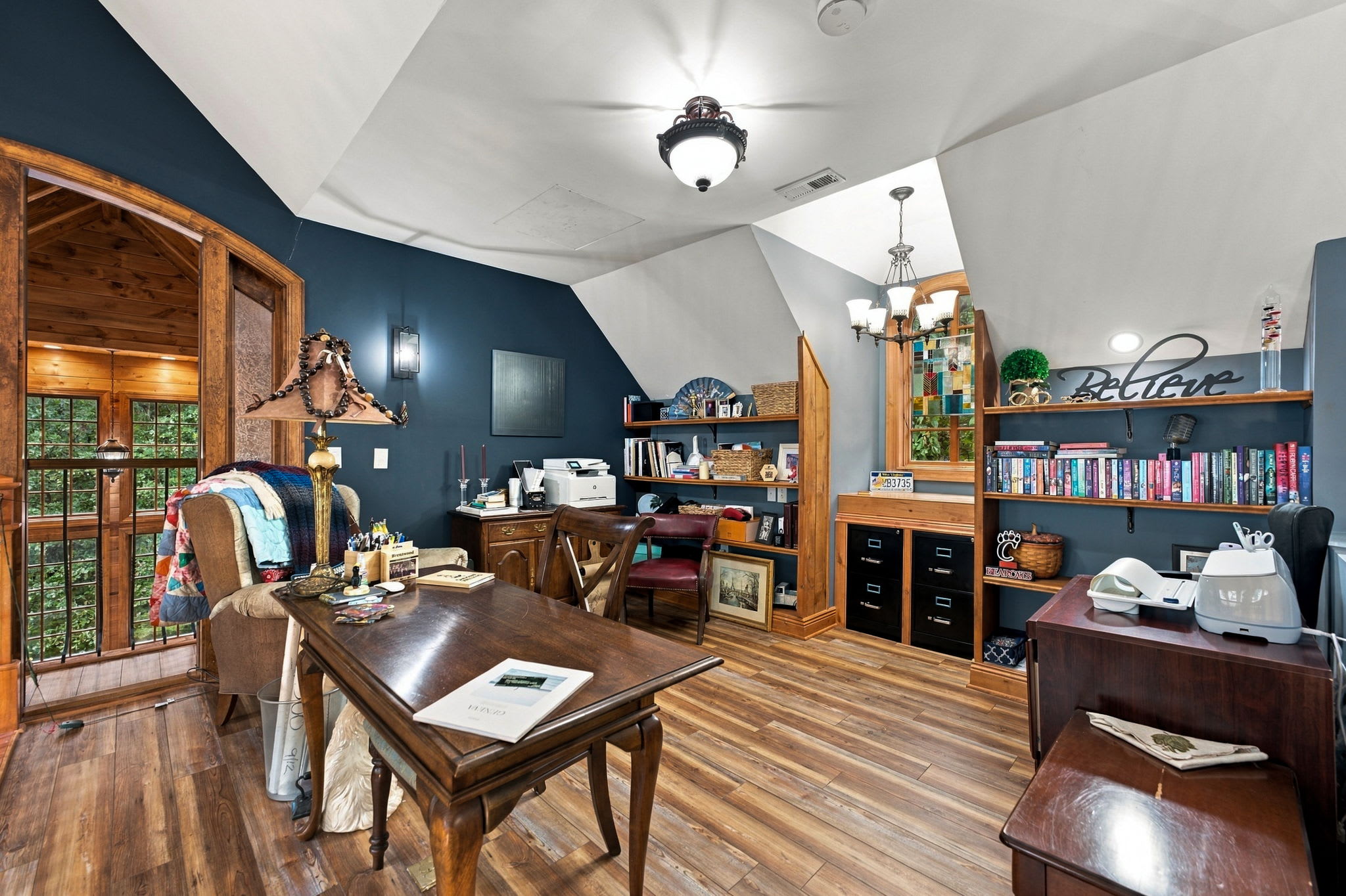 Mountain Lodge w/Theater, Gym, Music Room + Piano