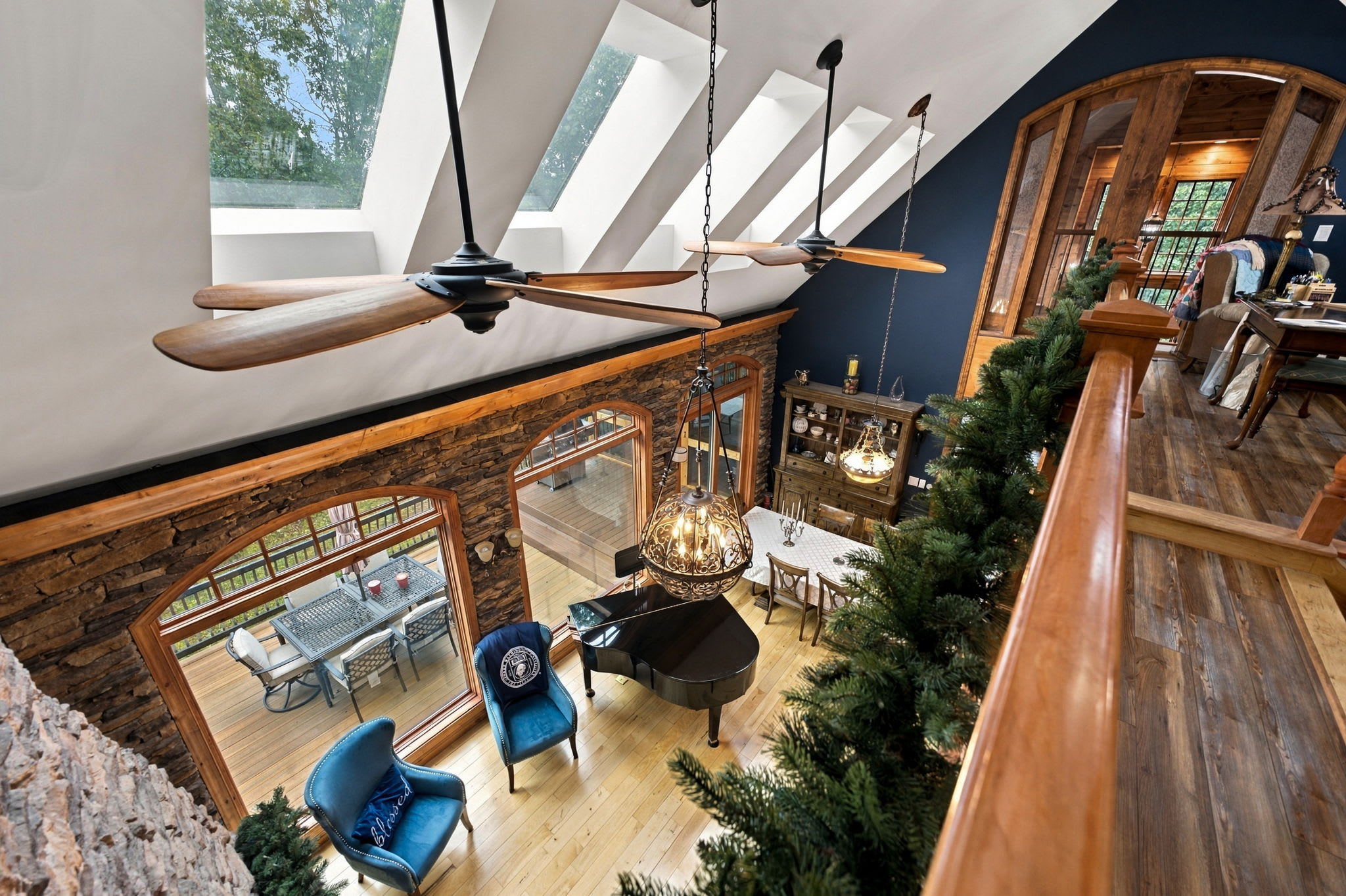 Mountain Lodge w/Theater, Gym, Music Room + Piano