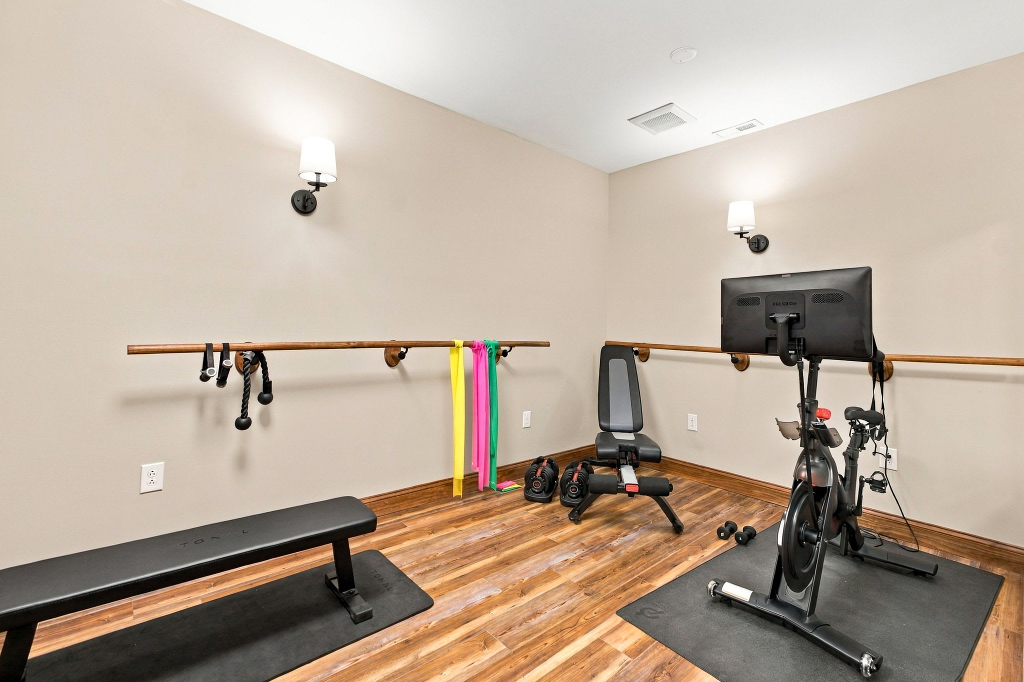 Mountain Lodge w/Theater, Gym, Music Room + Piano
