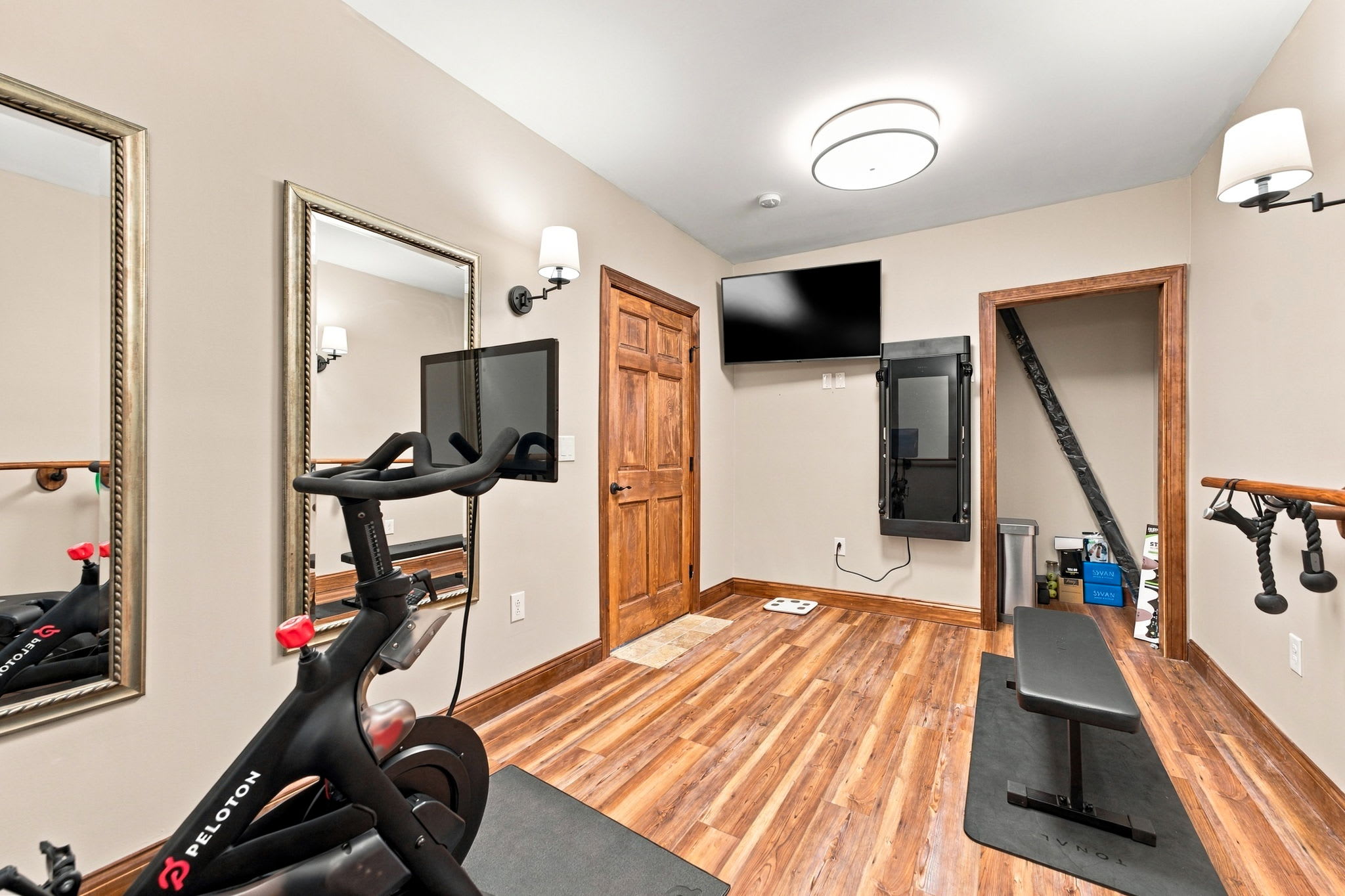 Home gym – Peloton, Tonal, free weights & barre