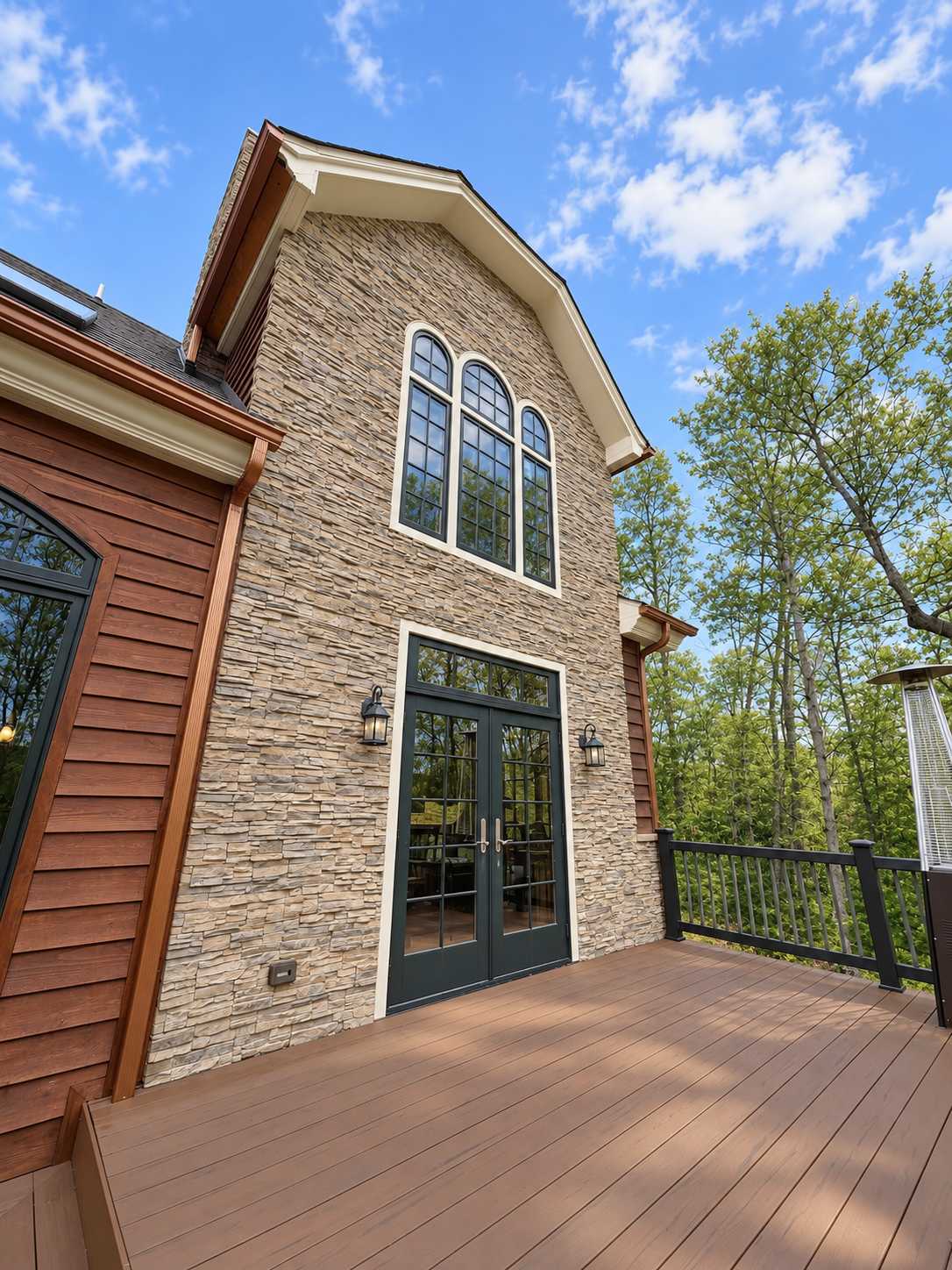 Mountain Lodge w/Theater, Gym, Music Room + Piano
