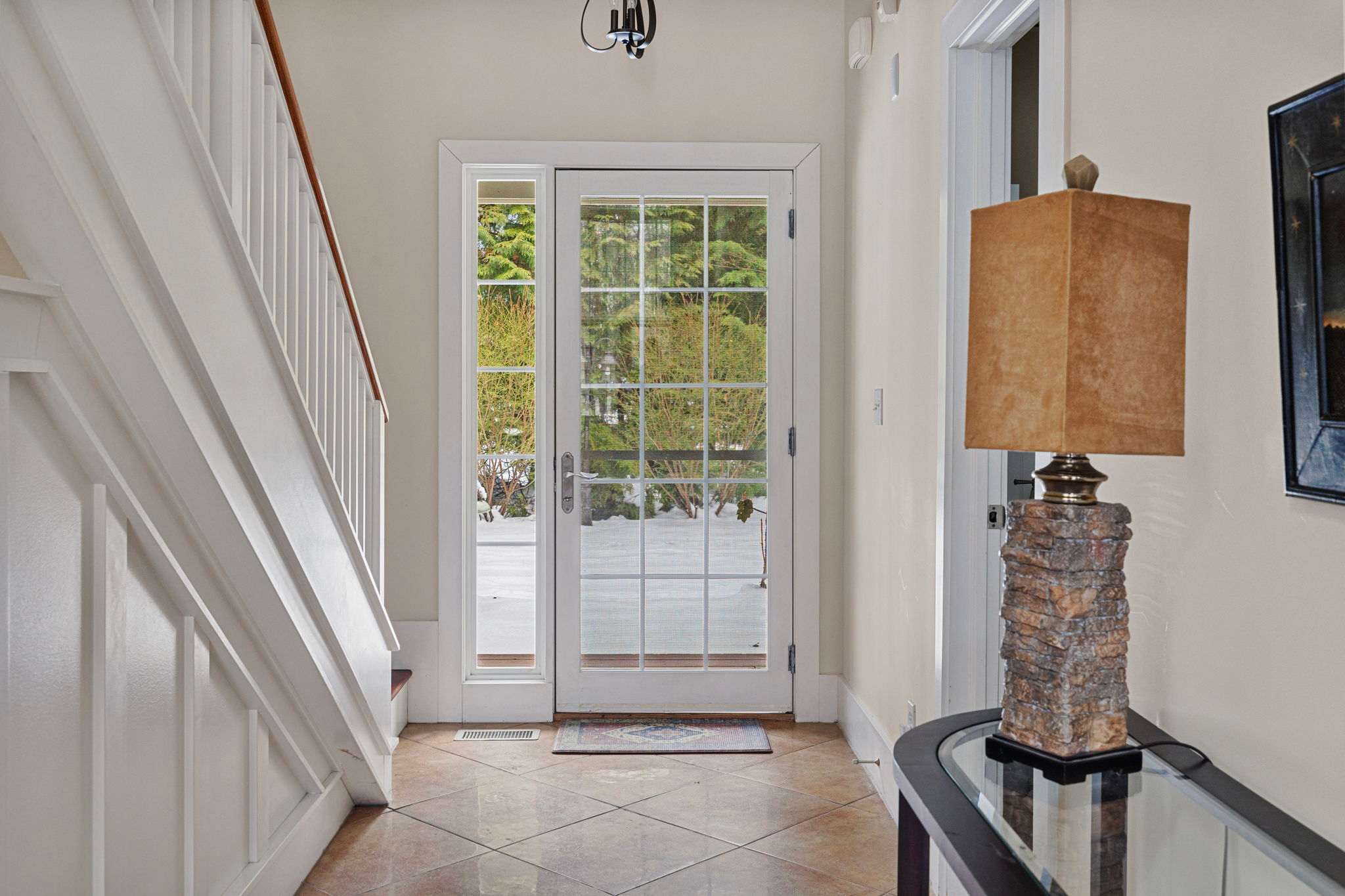 Elegant decor + wonderfully designed space greet you as you + your guests enter.