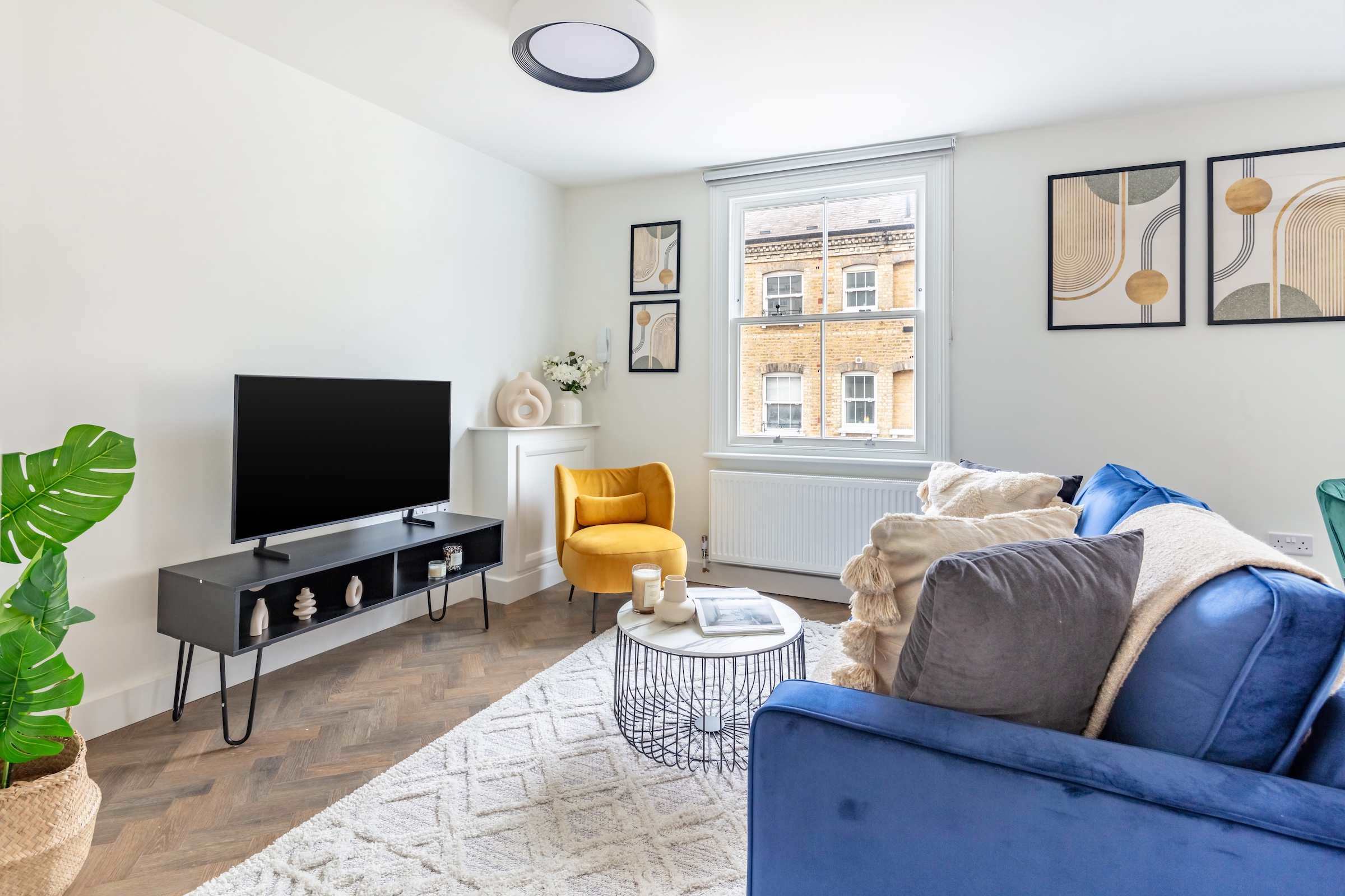 Cosy 1BR Flat Between Barbican & Old Street — London, England — vacation rental