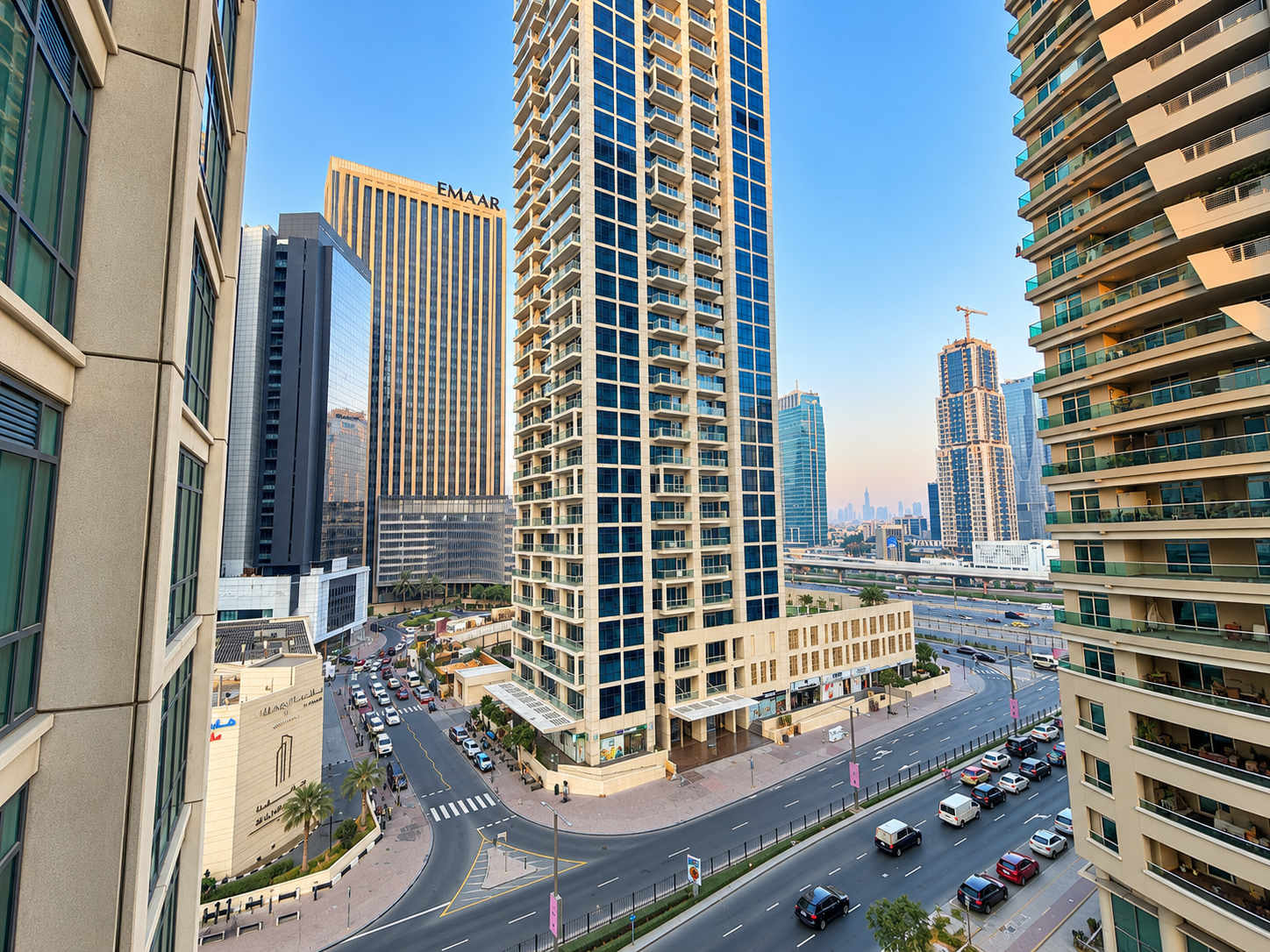 Luxury 1 Bedroom Apartment with Pool and Gym in Dubai Marina - Image 32