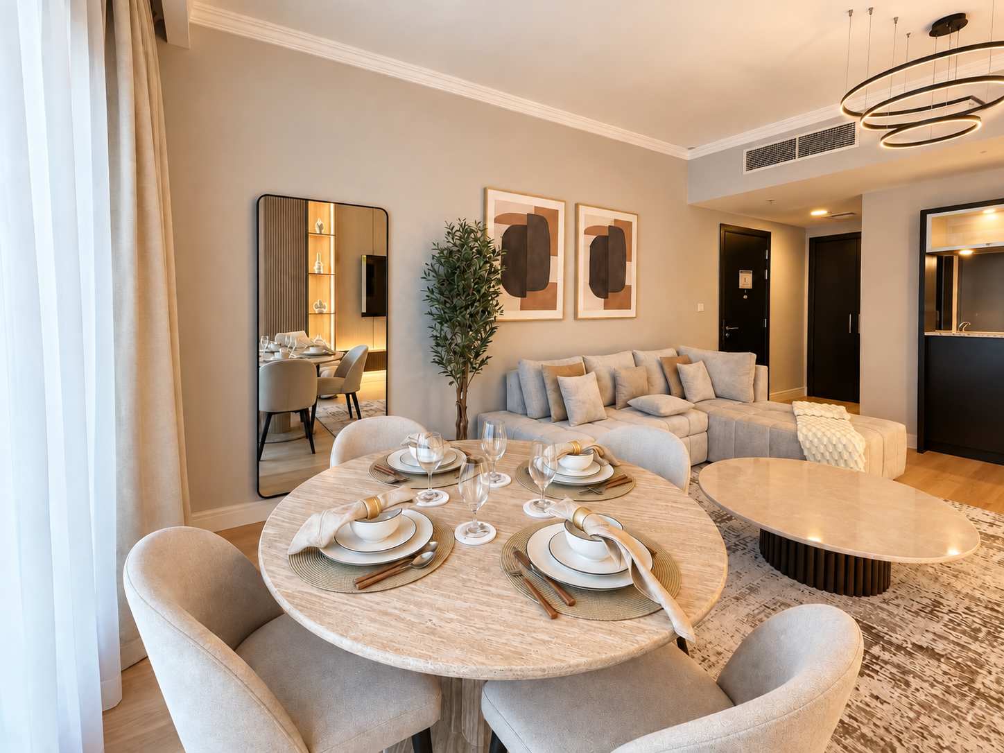 Luxury 1 Bedroom Apartment with Pool and Gym in Dubai Marina - Image 8
