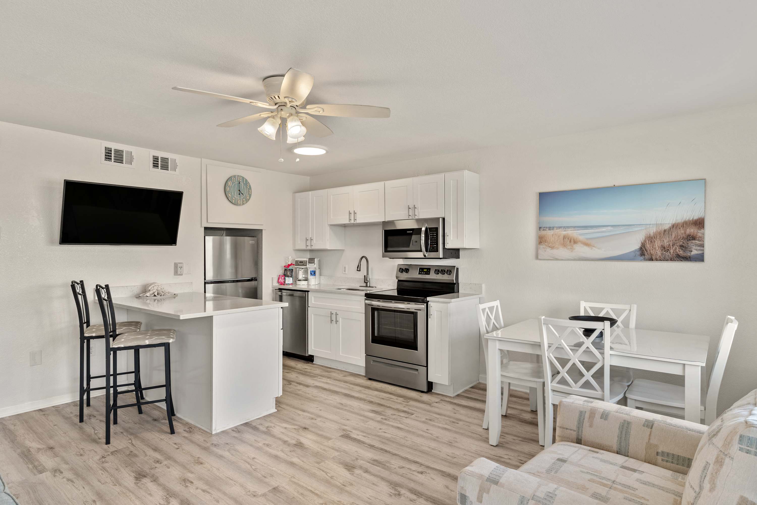 Tropical Isle 209🌴Beach Access👙 — Fort Walton Beach, FL — vacation rental
