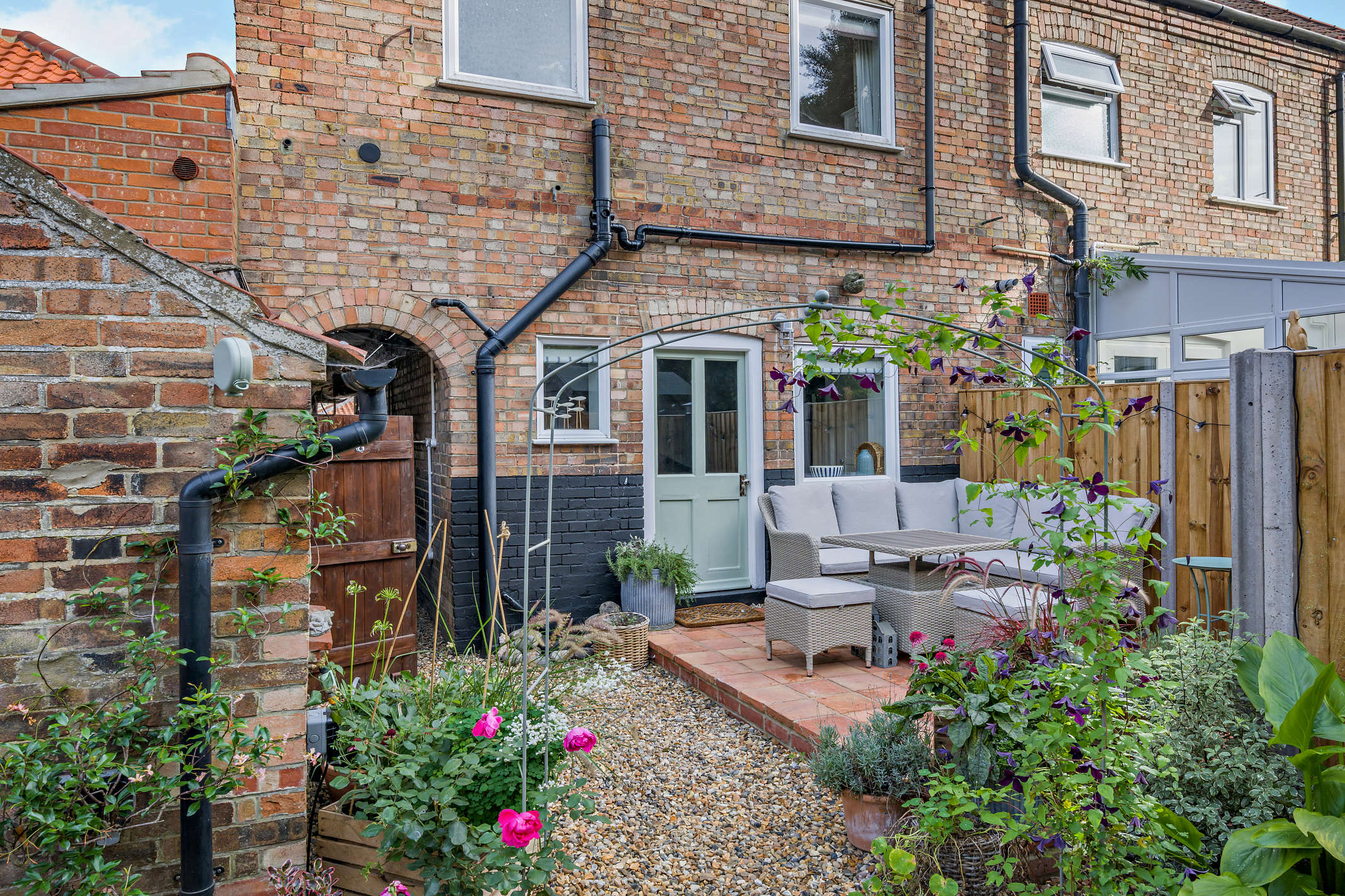 Silk Weaver's Cottage – photo 3