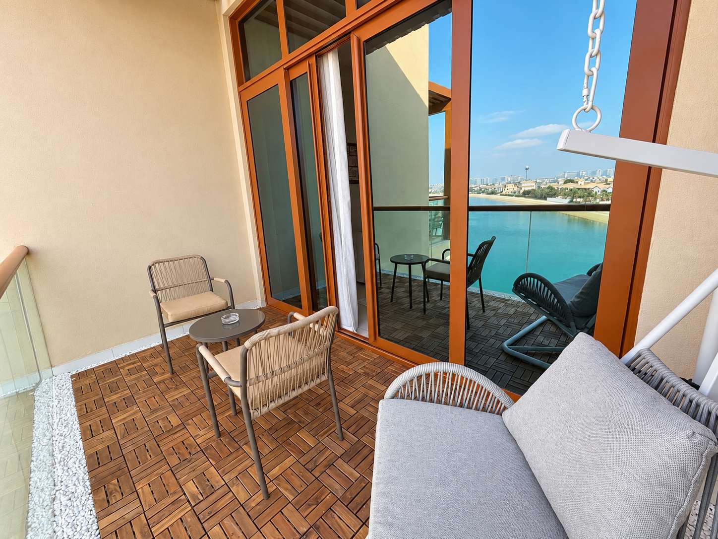 Luxury Palm Views East Apartment with Pool and Gym Access - Image 19
