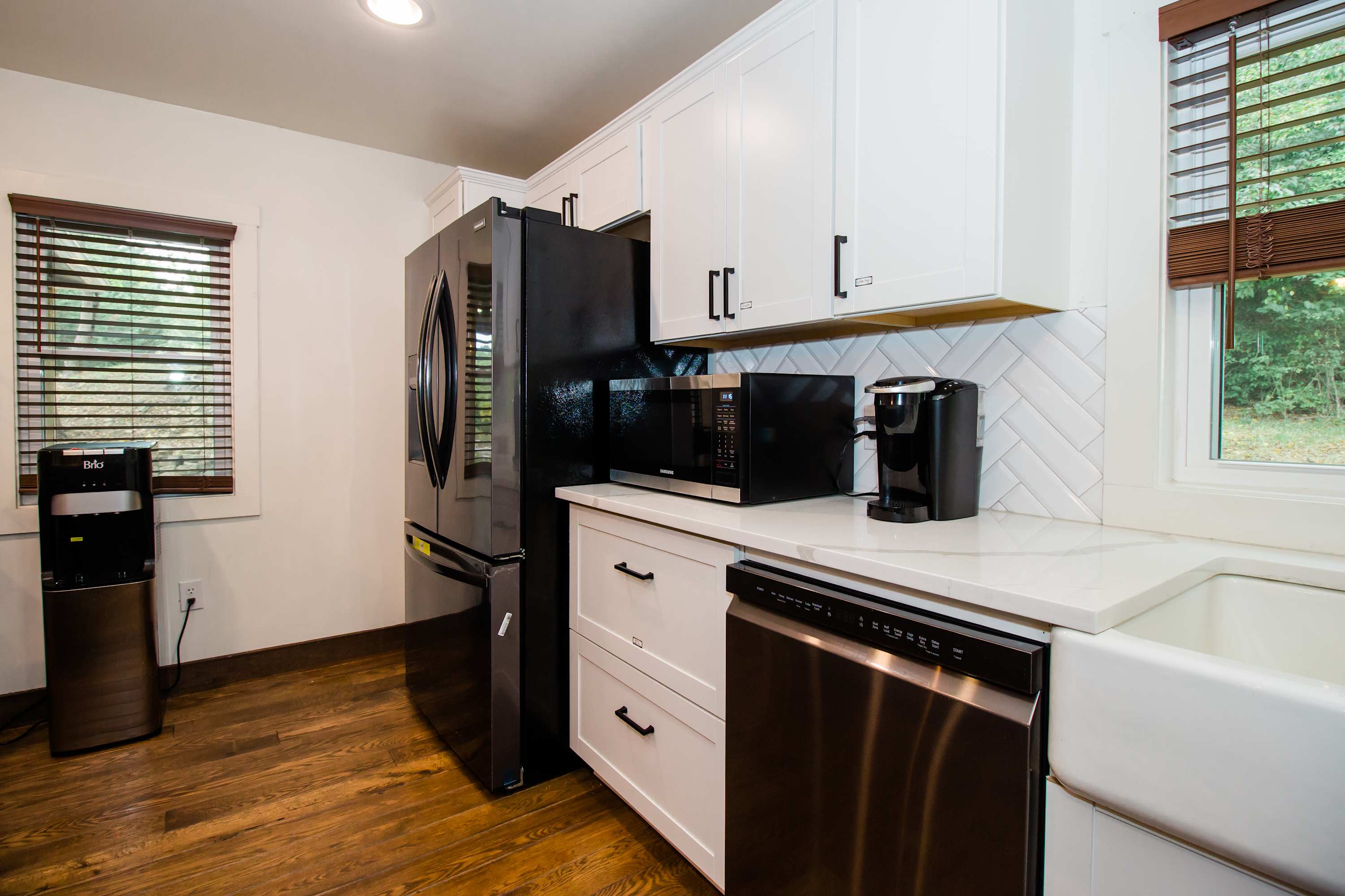 Historic w/ Mountain Views + 10 min to Bryce Resort