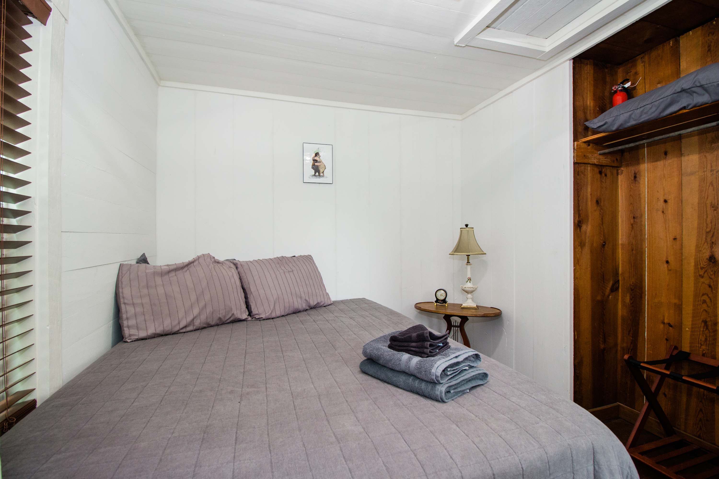 Historic w/ Mountain Views + 10 min to Bryce Resort