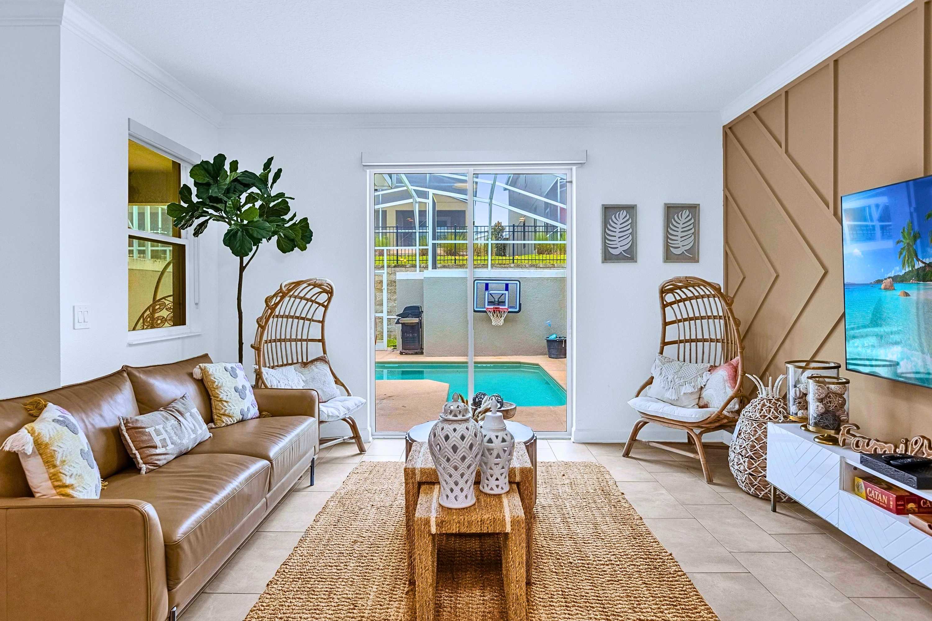Movie night ready! Relax on the couch or accent chairs in this cozy TV living room.