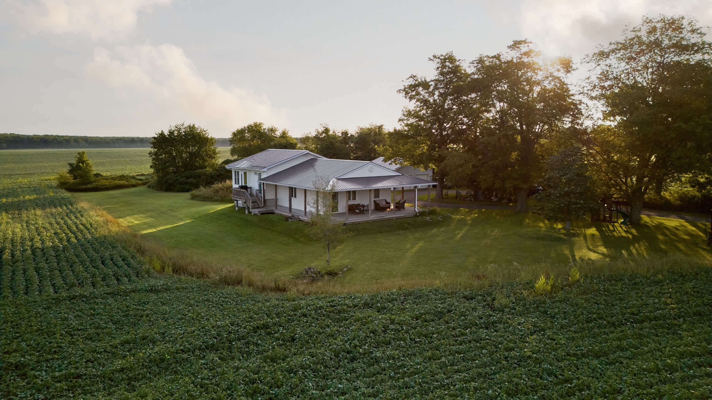 Fox Lane - Prince Edward County Farmhouse — Prince Edward, Ontario — vacation rental