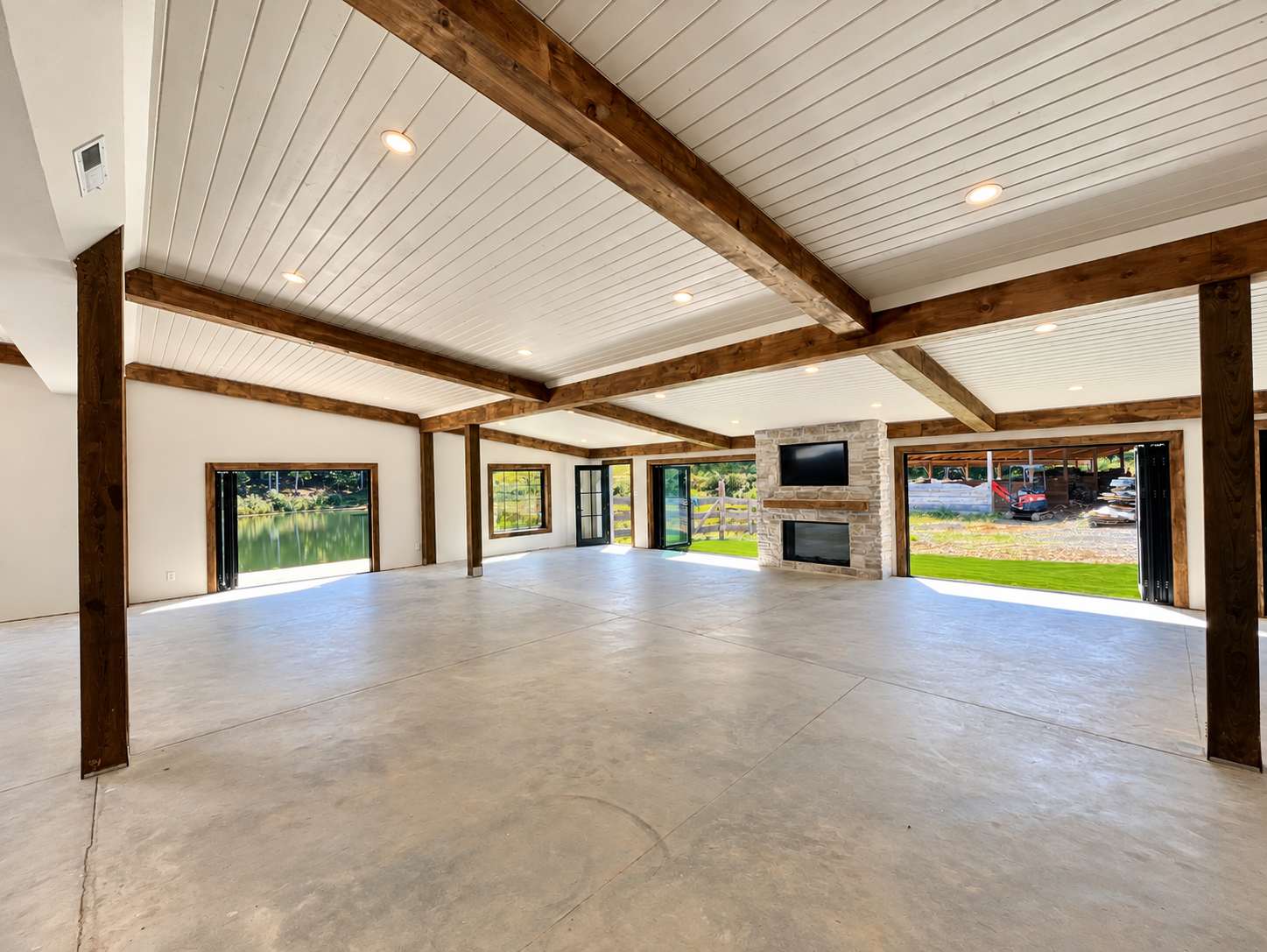Paradise Lake Venue | Weddings, Retreats & Events