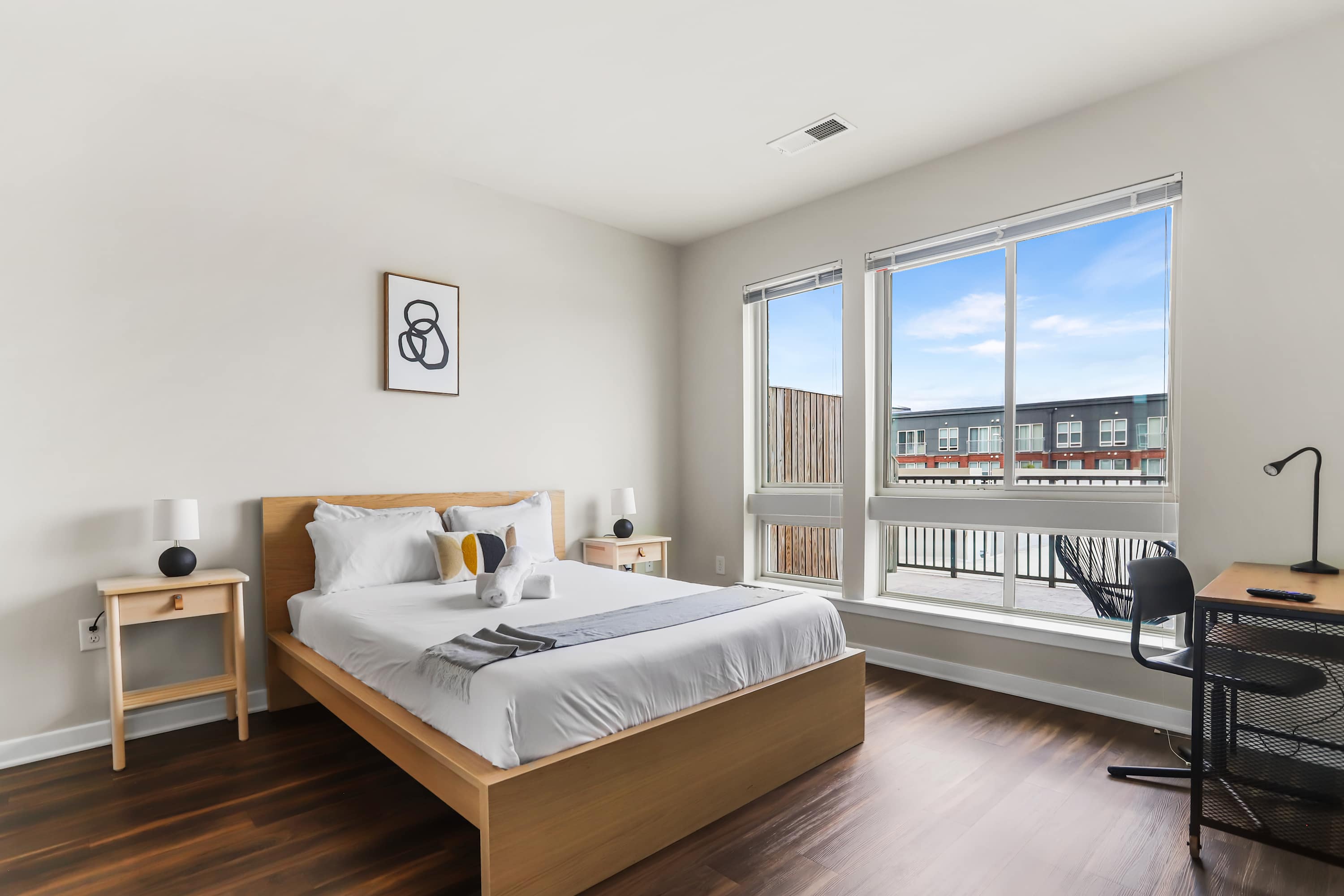 Chic 1BR Alexandria Retreat - Fast Metro Access