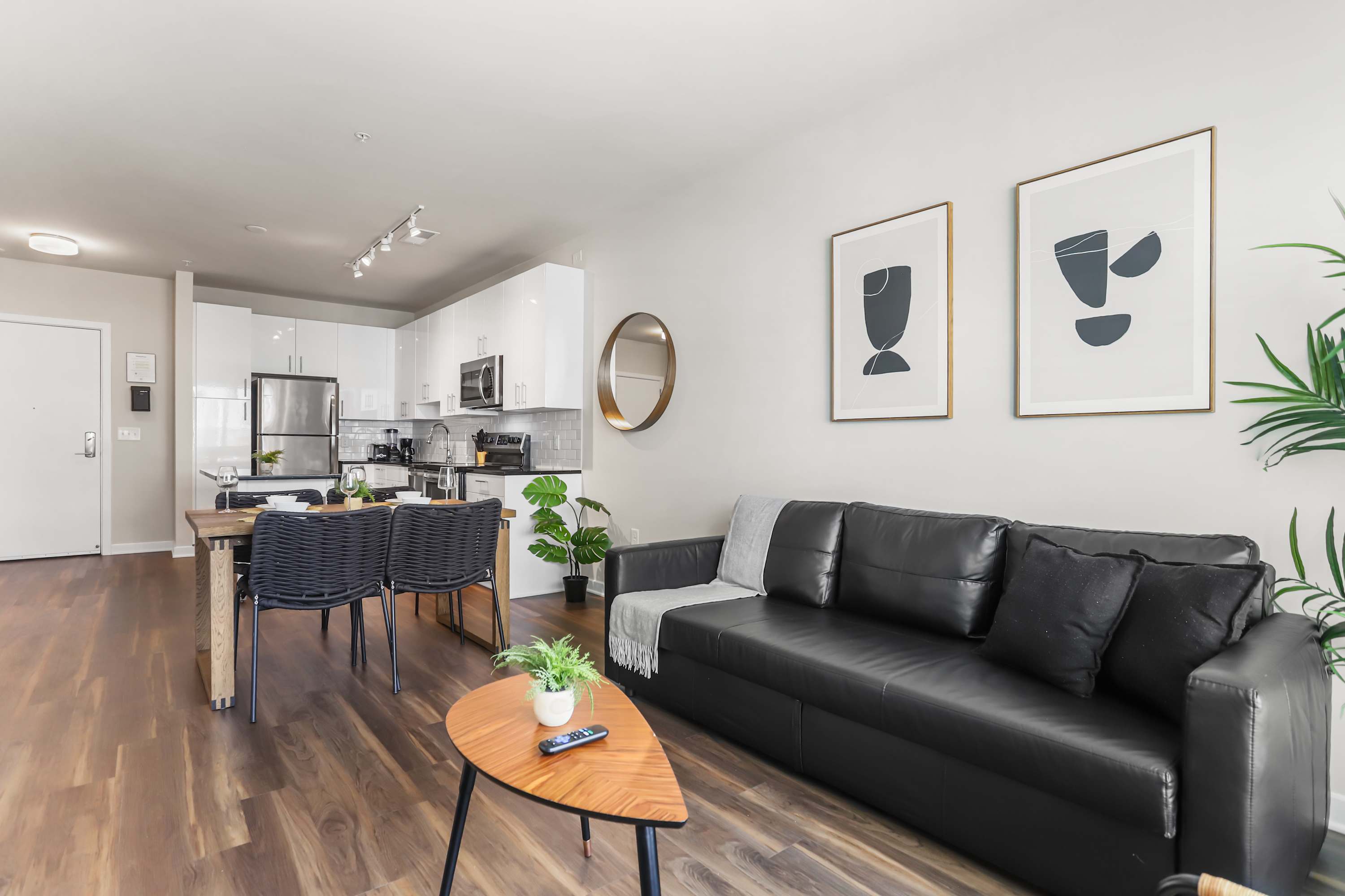 Dazzling 1BR Gem | Gym & Game Room | Near Old Town