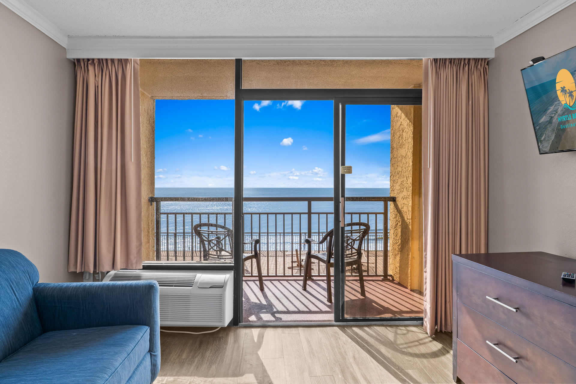Caravelle Resort Unit 844 On Beach 3