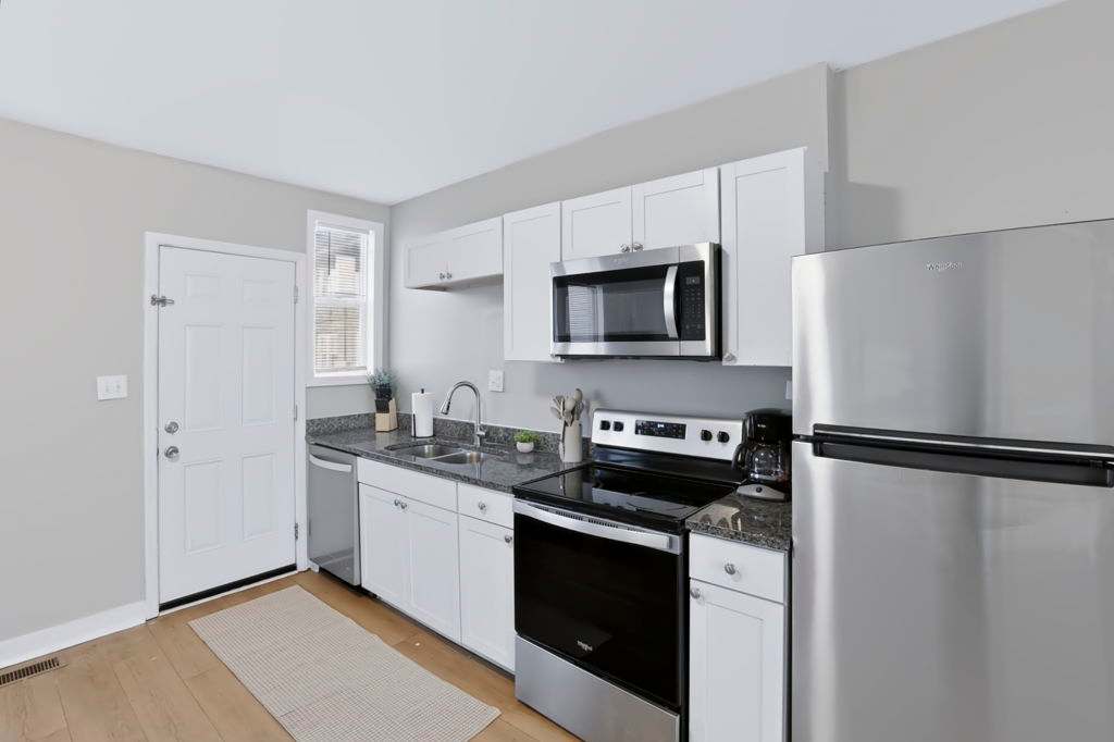 2BR Home 2 min. Downtown Columbus