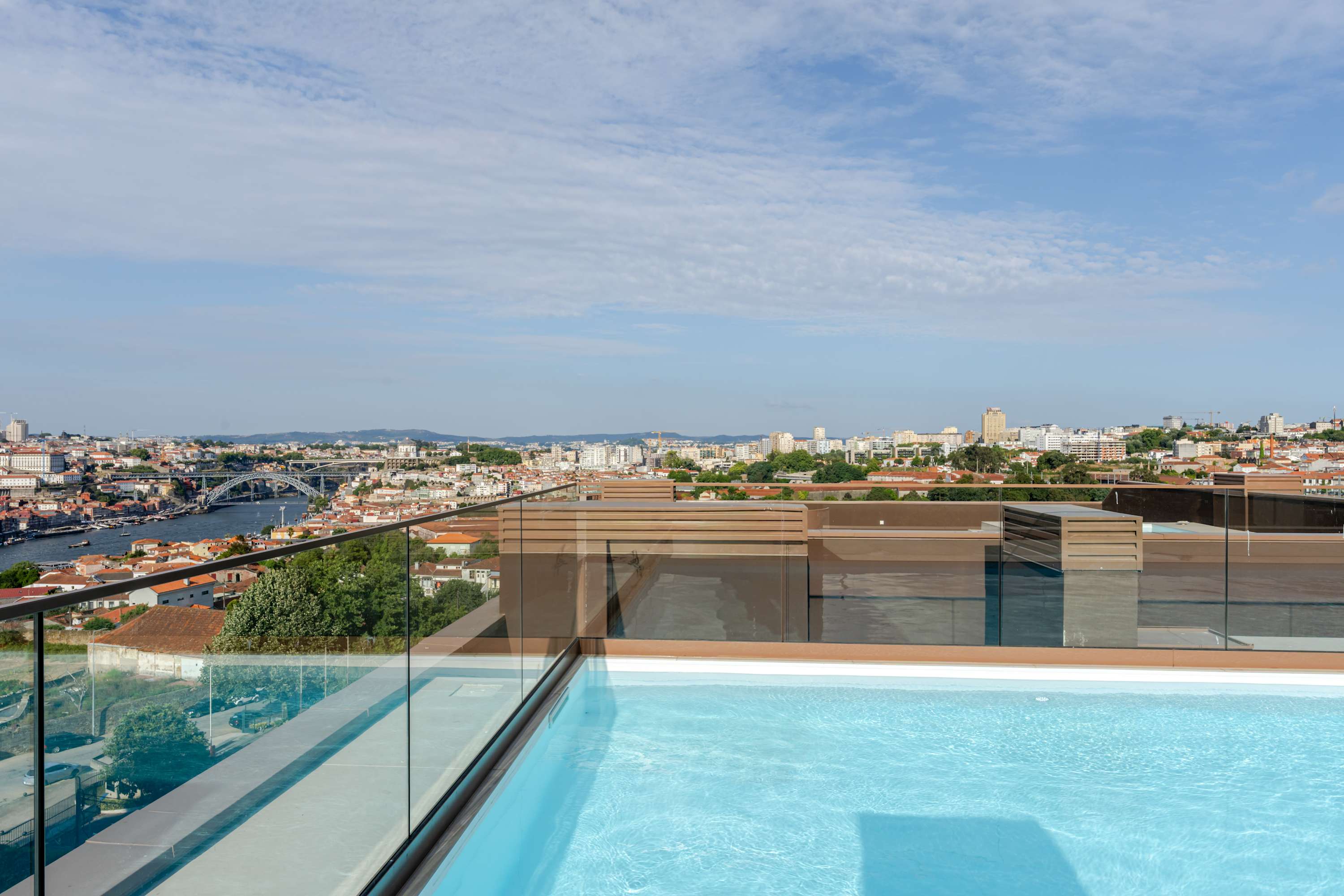 High-End Flat with Rooftop Pool & Views by HostWise — Vila Nova de Gaia, Porto — vacation rental