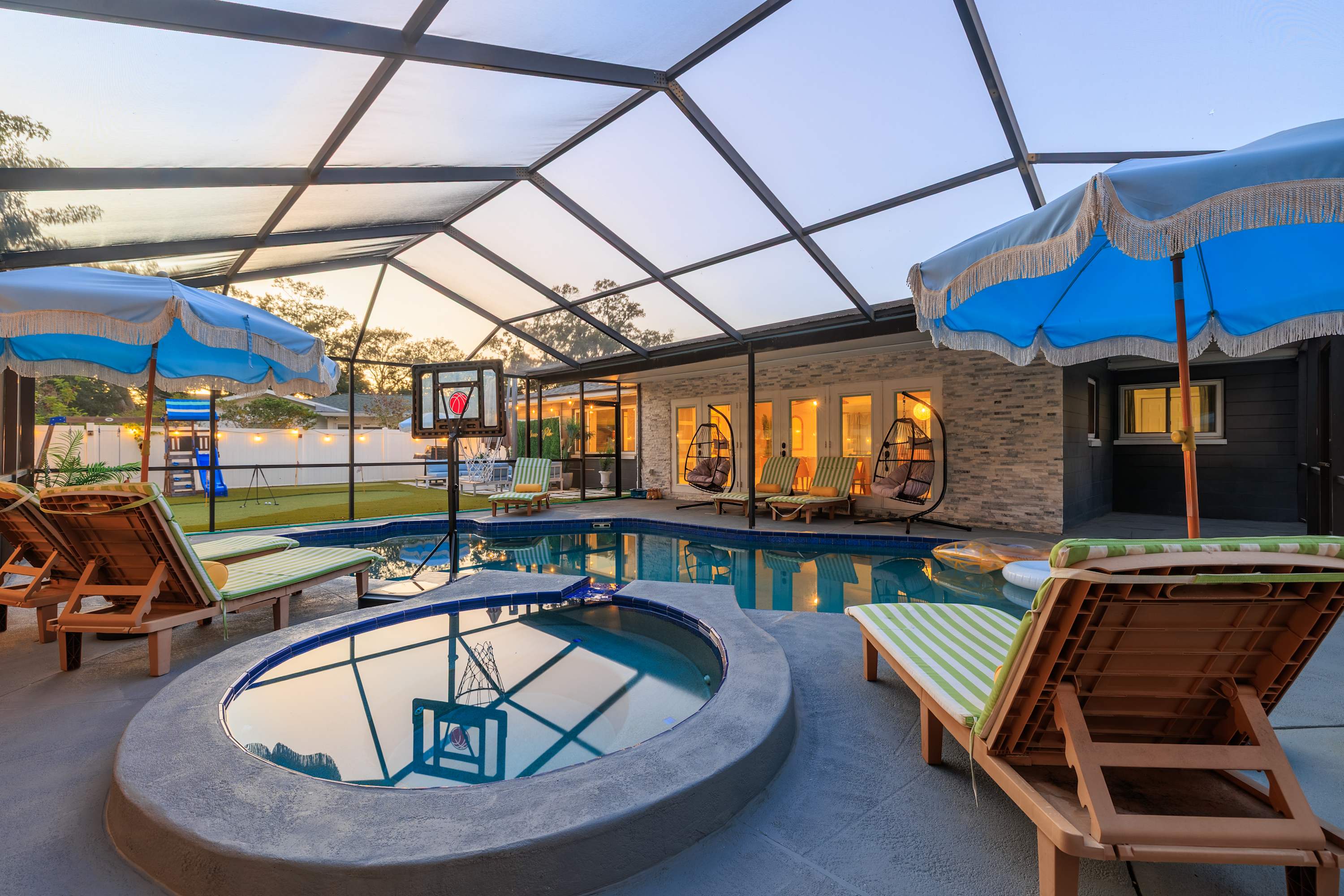 Luxury tropical villa near Sunny Madeira Beach!