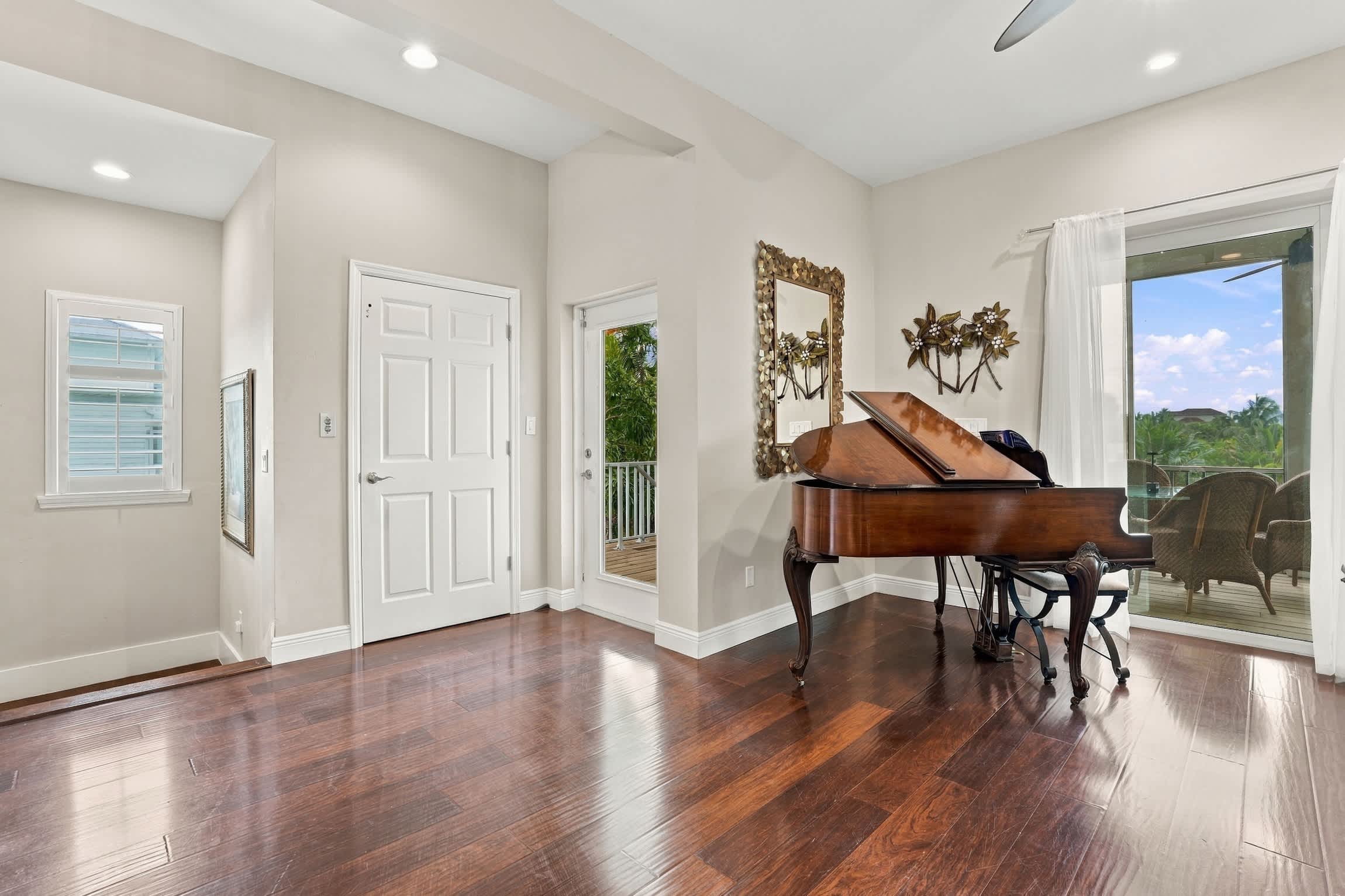 Pet Friendly Canal Retreat Pool Balconies | Photo 12