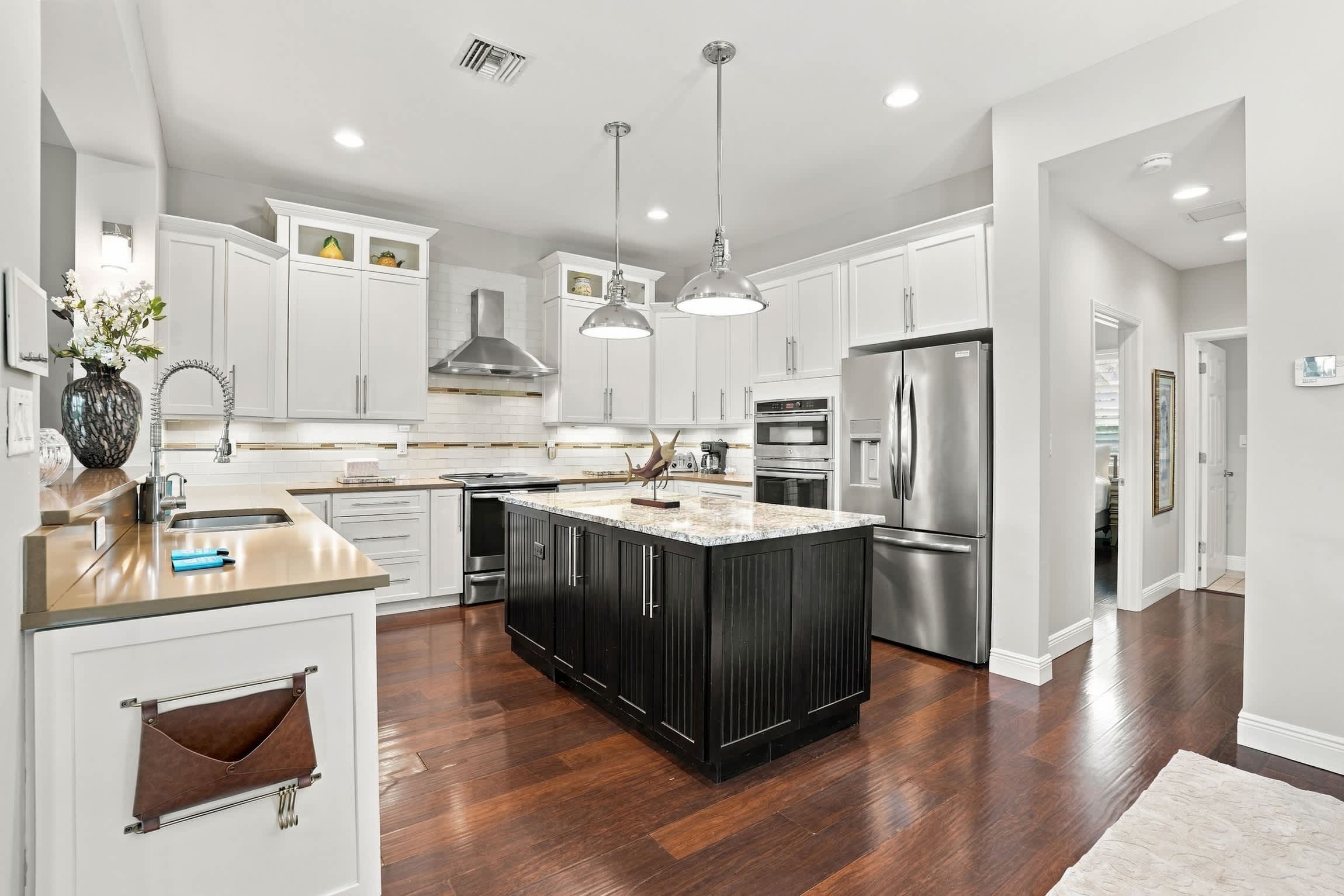 Pet Friendly Canal Retreat Pool Balconies | Photo 16