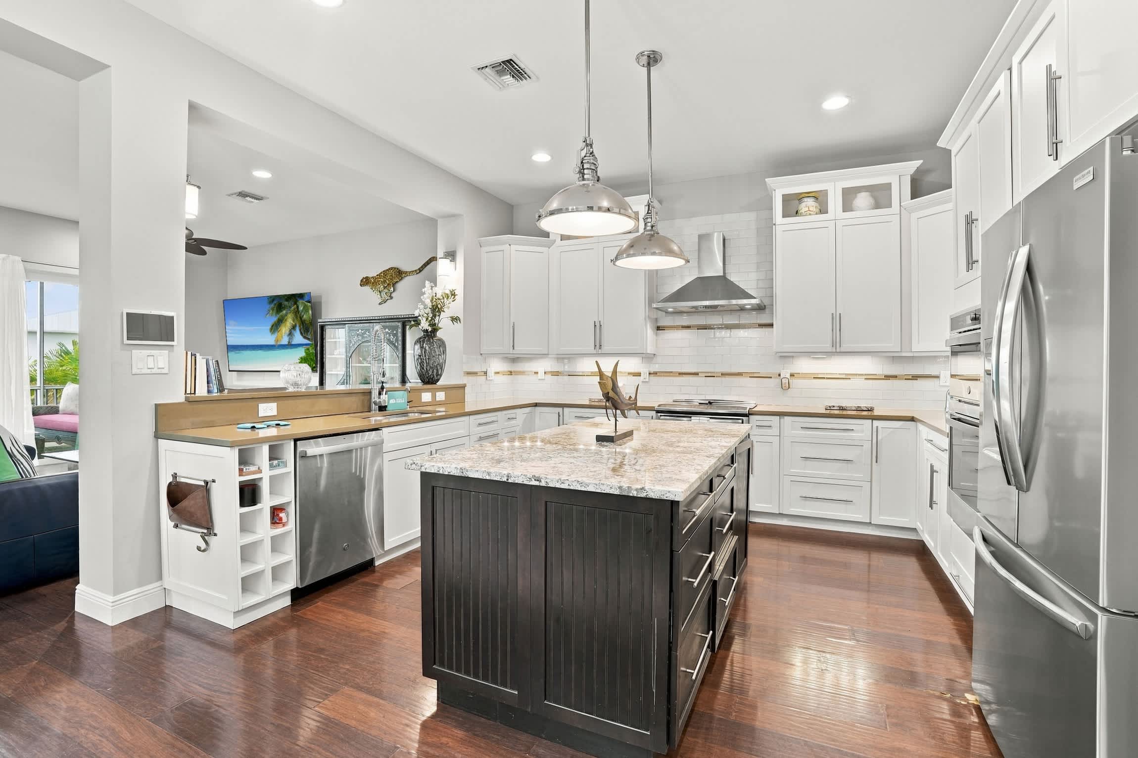 Pet Friendly Canal Retreat Pool Balconies | Photo 5
