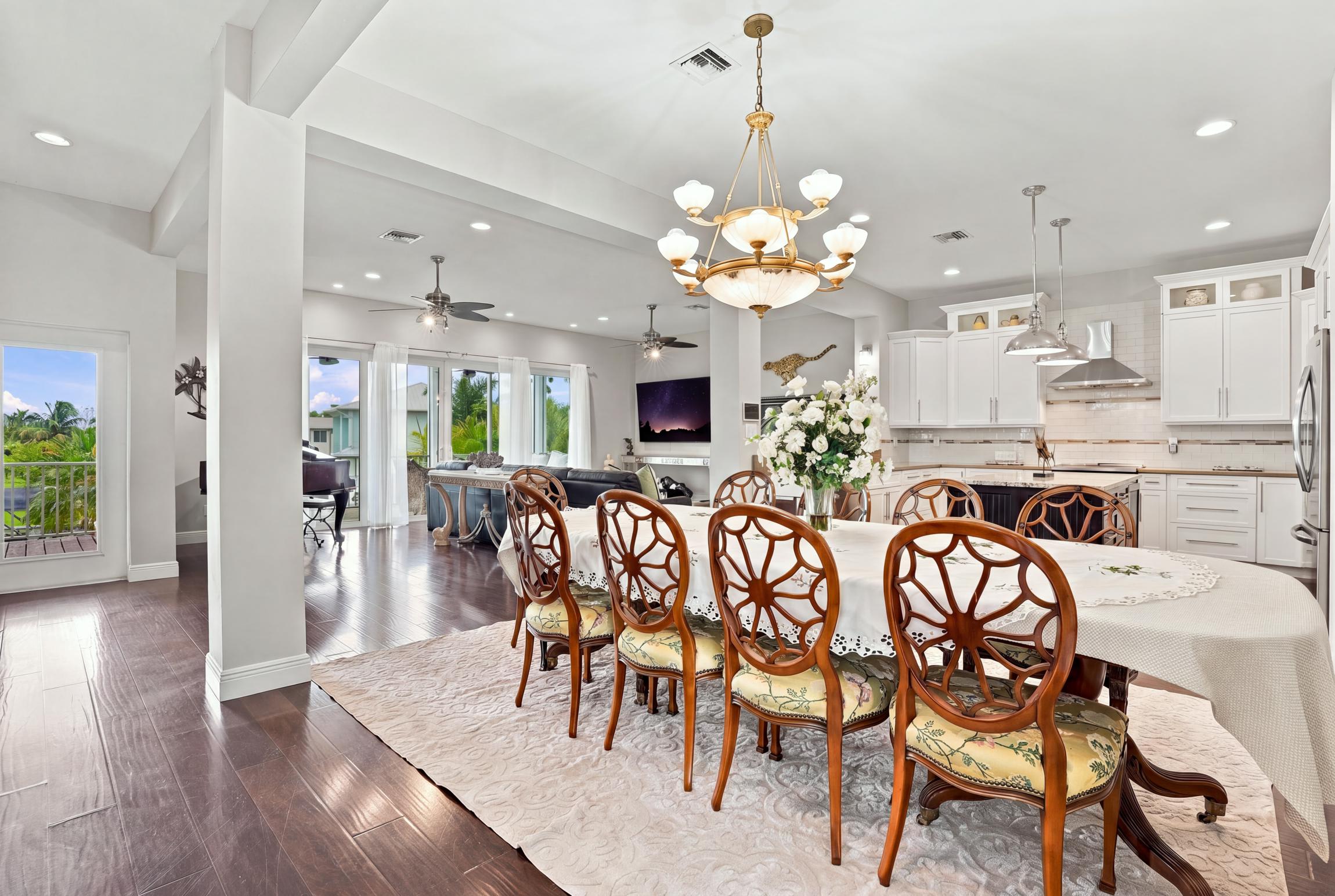 Pet Friendly Canal Retreat Pool Balconies | Photo 18