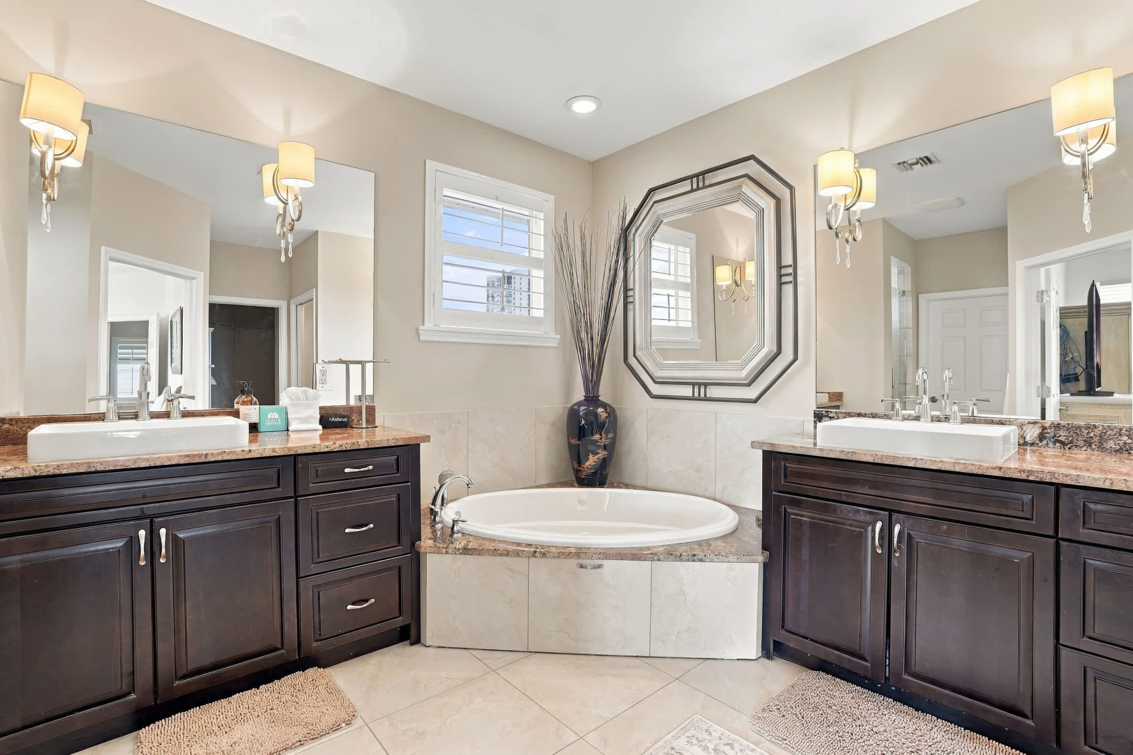 Pet Friendly Canal Retreat Pool Balconies | Photo 27