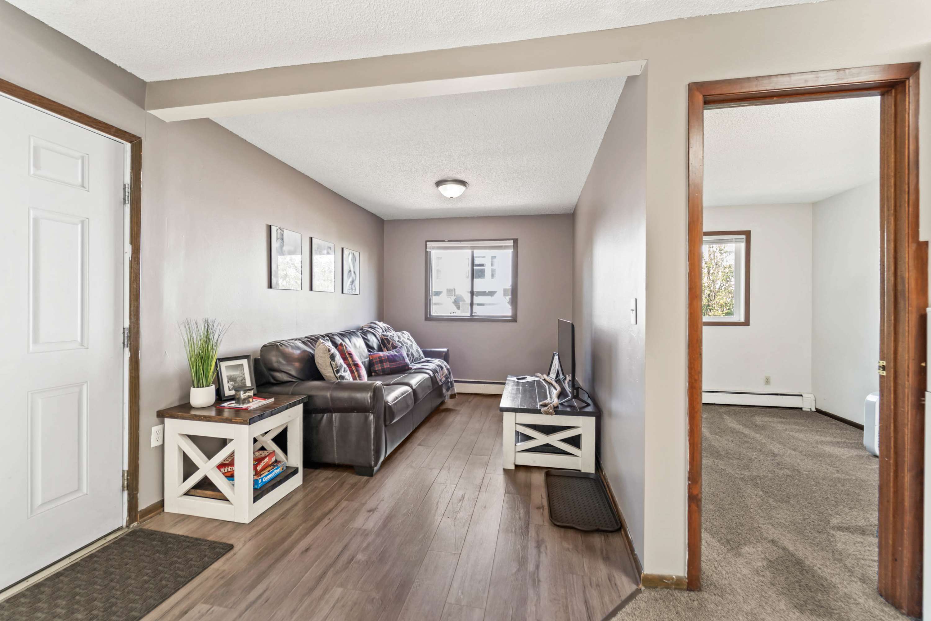 3BR/1BA, Sleeps 6 | Walk to ISU