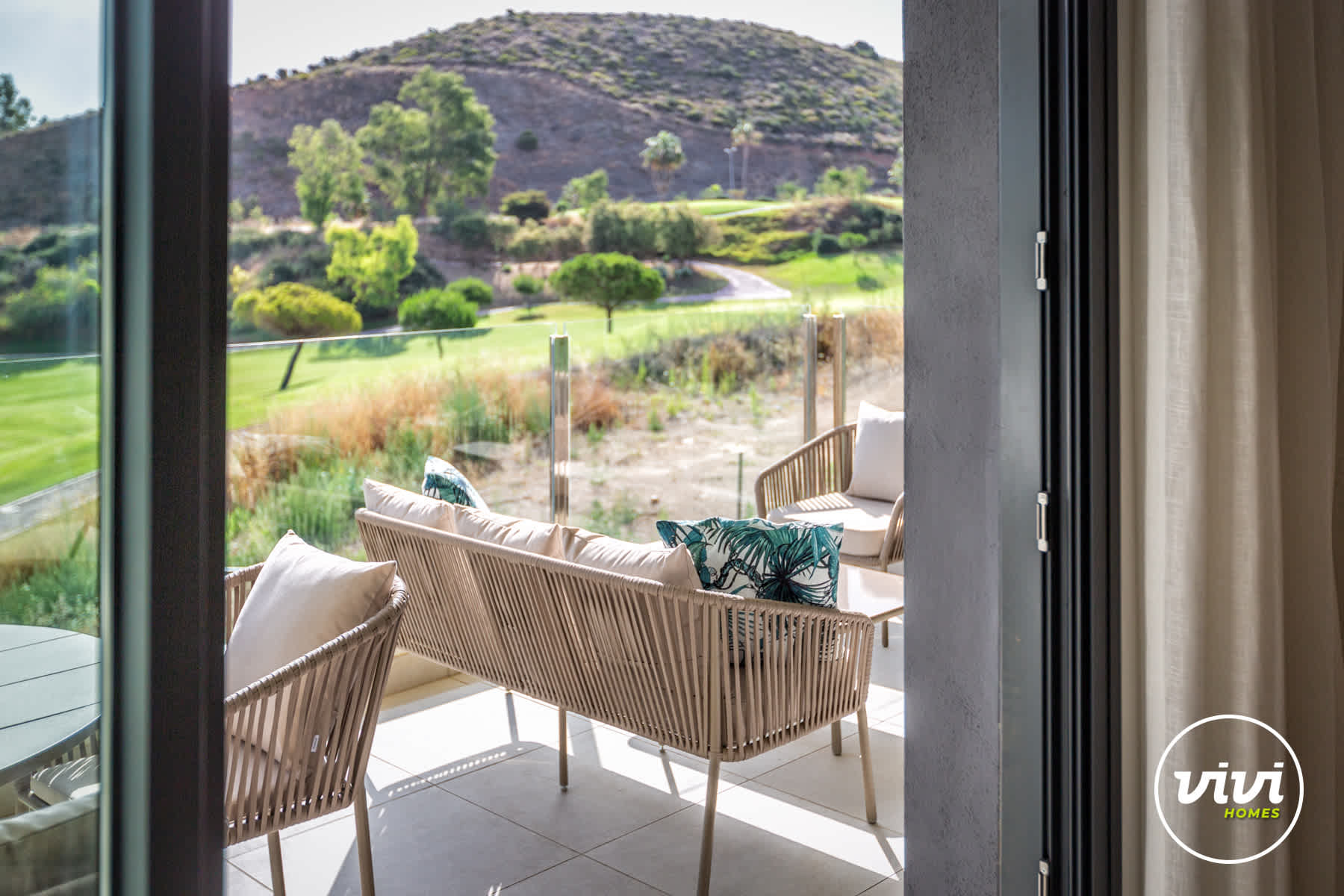 Eagle View | Pool - Gym - Mountain View - photo 34