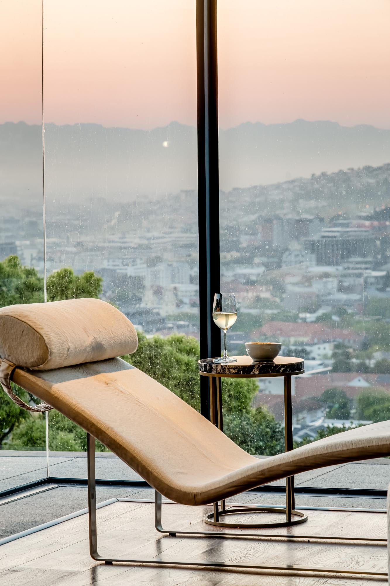 Modern Villa w Rooftop Deck and Table Mountain Views Hildene Haven 9