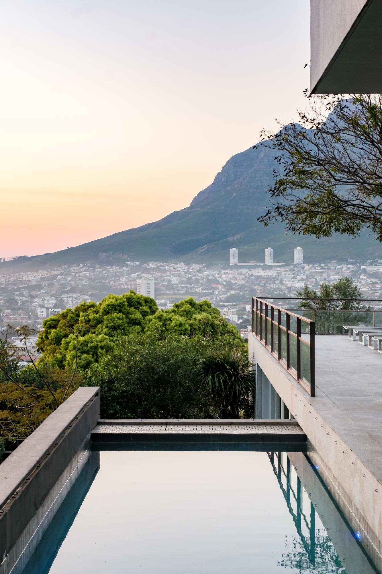 Modern Villa w Rooftop Deck and Table Mountain Views Hildene Haven 4