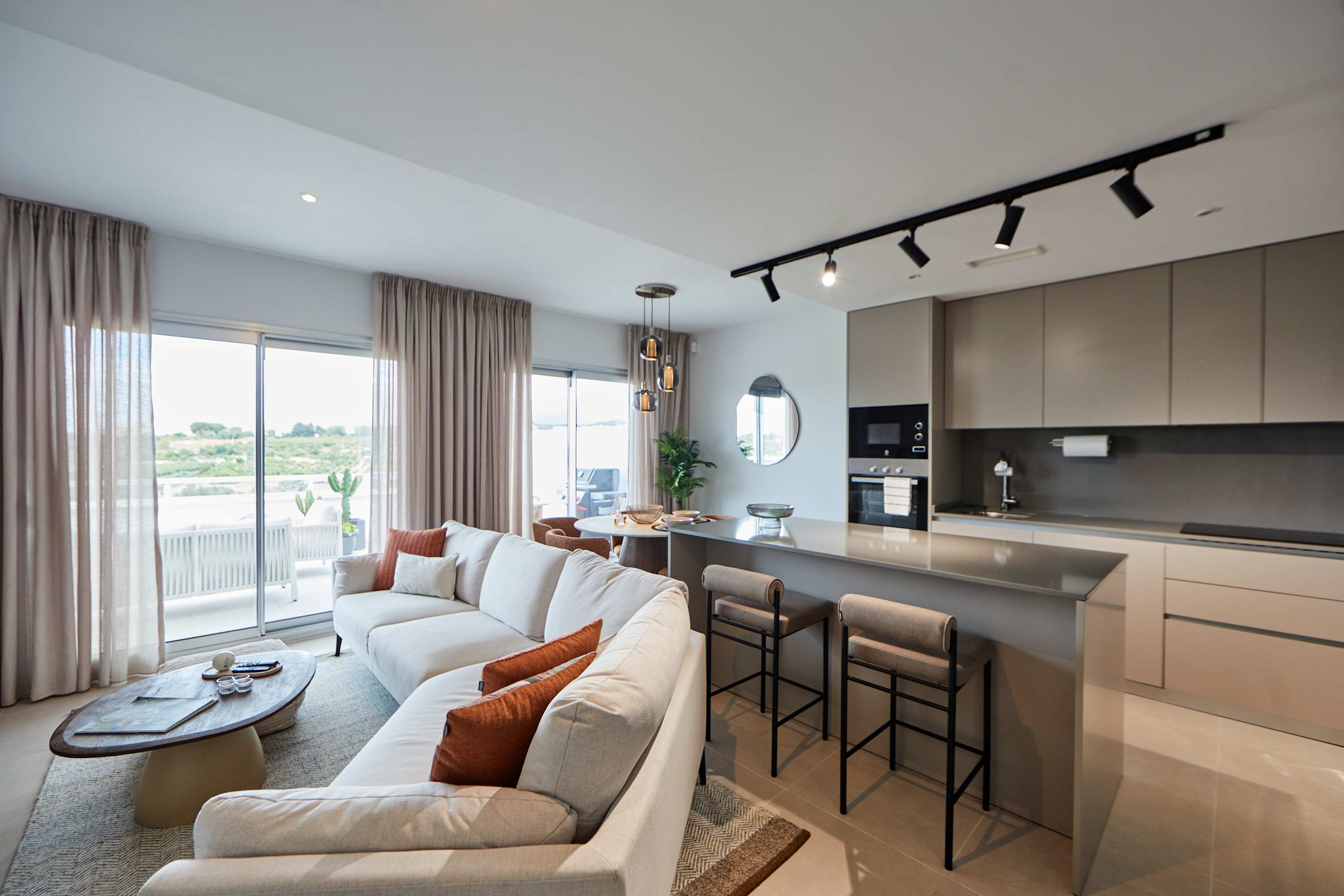 Casa Hela | Large terrace - pool - gym
