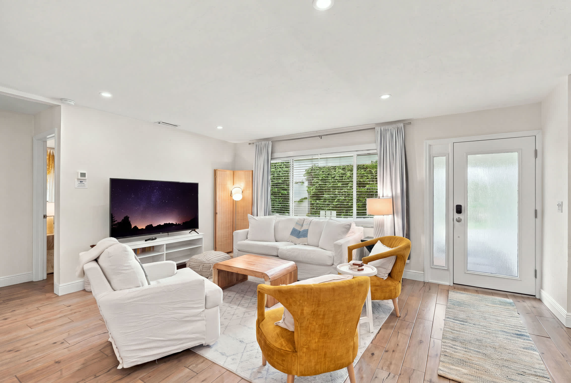 Featured Property Upscale Inviting Naples Home Near the Beach