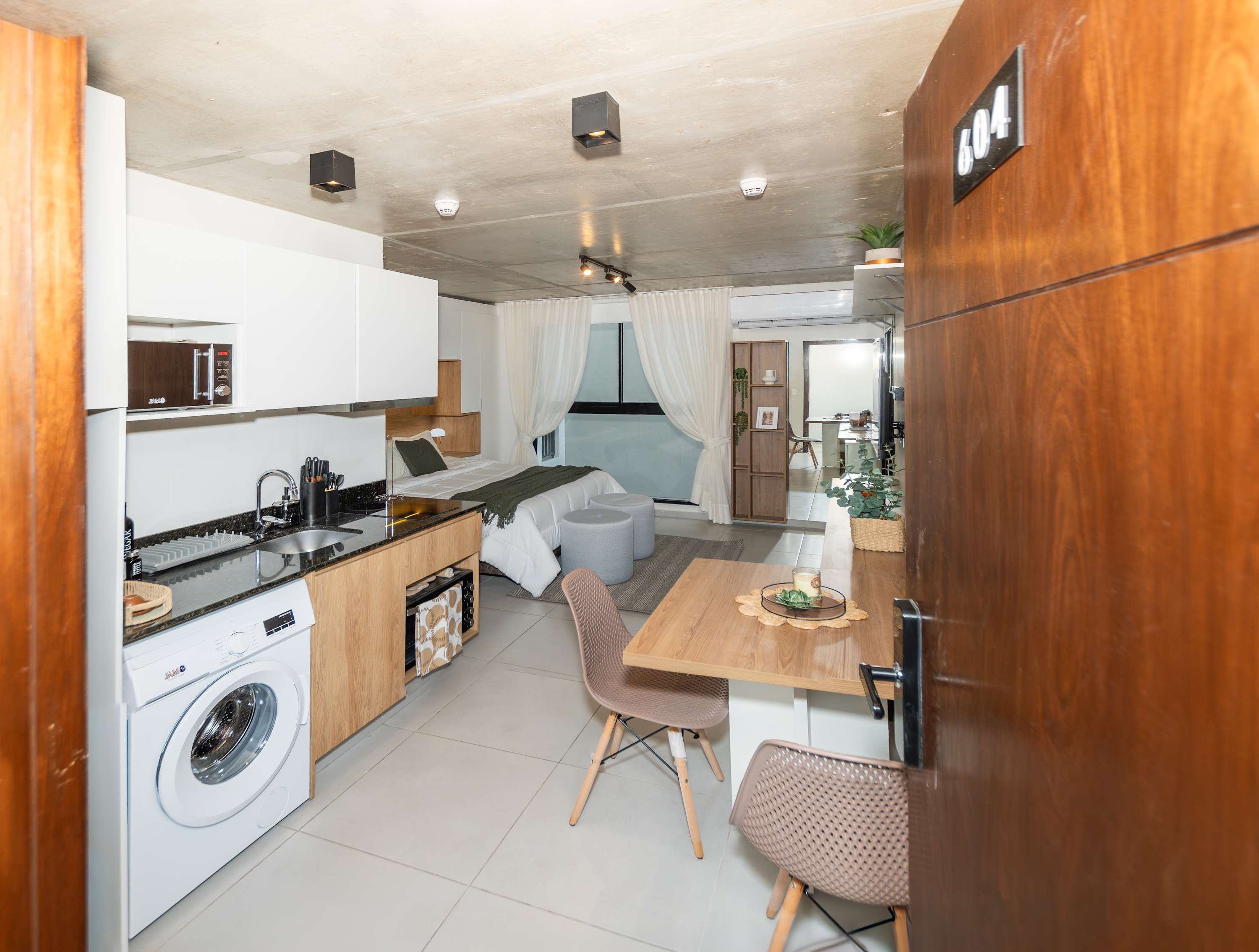 Modern Studio Apartment | Near Paseo La Galeria